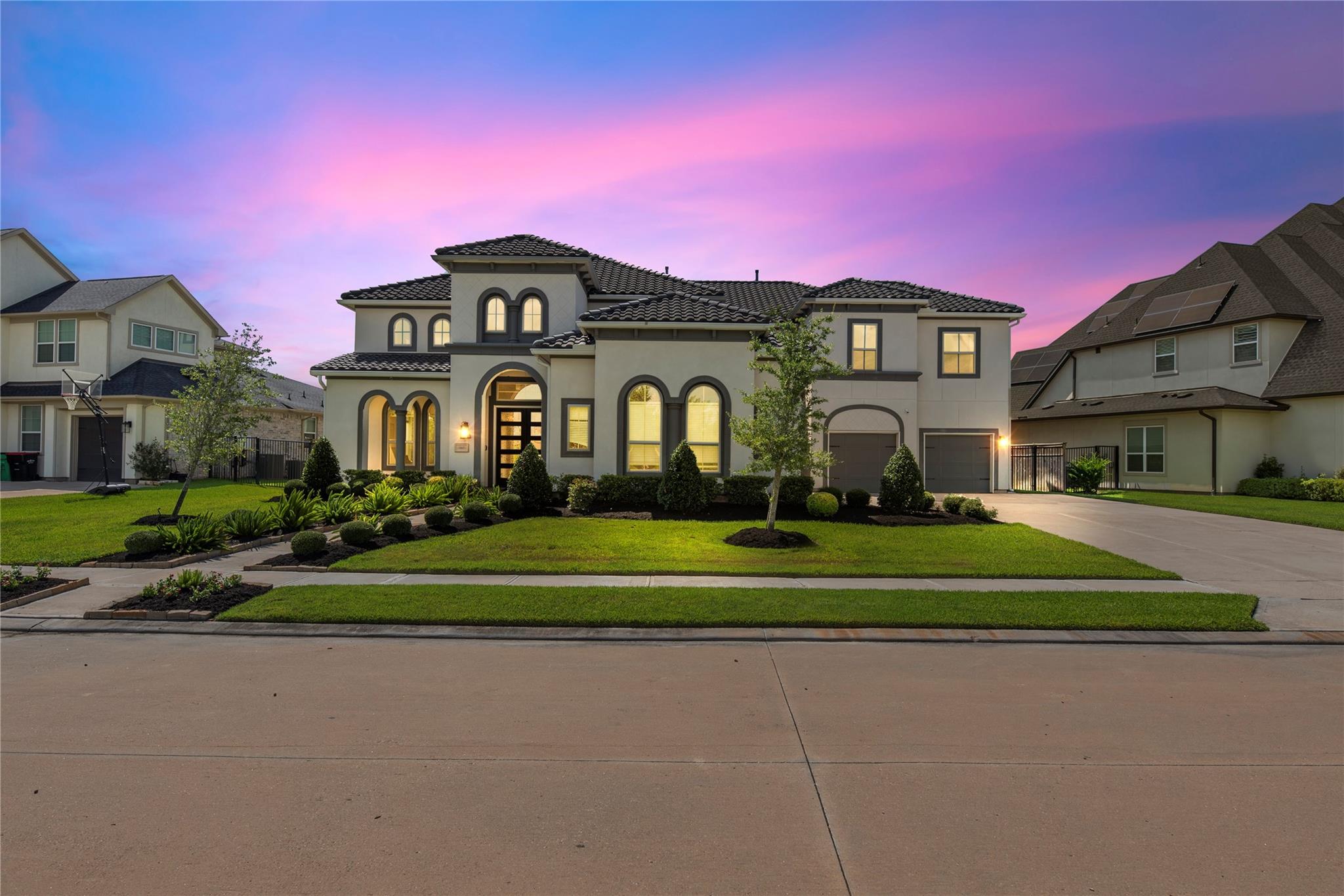 10643 Crystal Spring Drive — photo