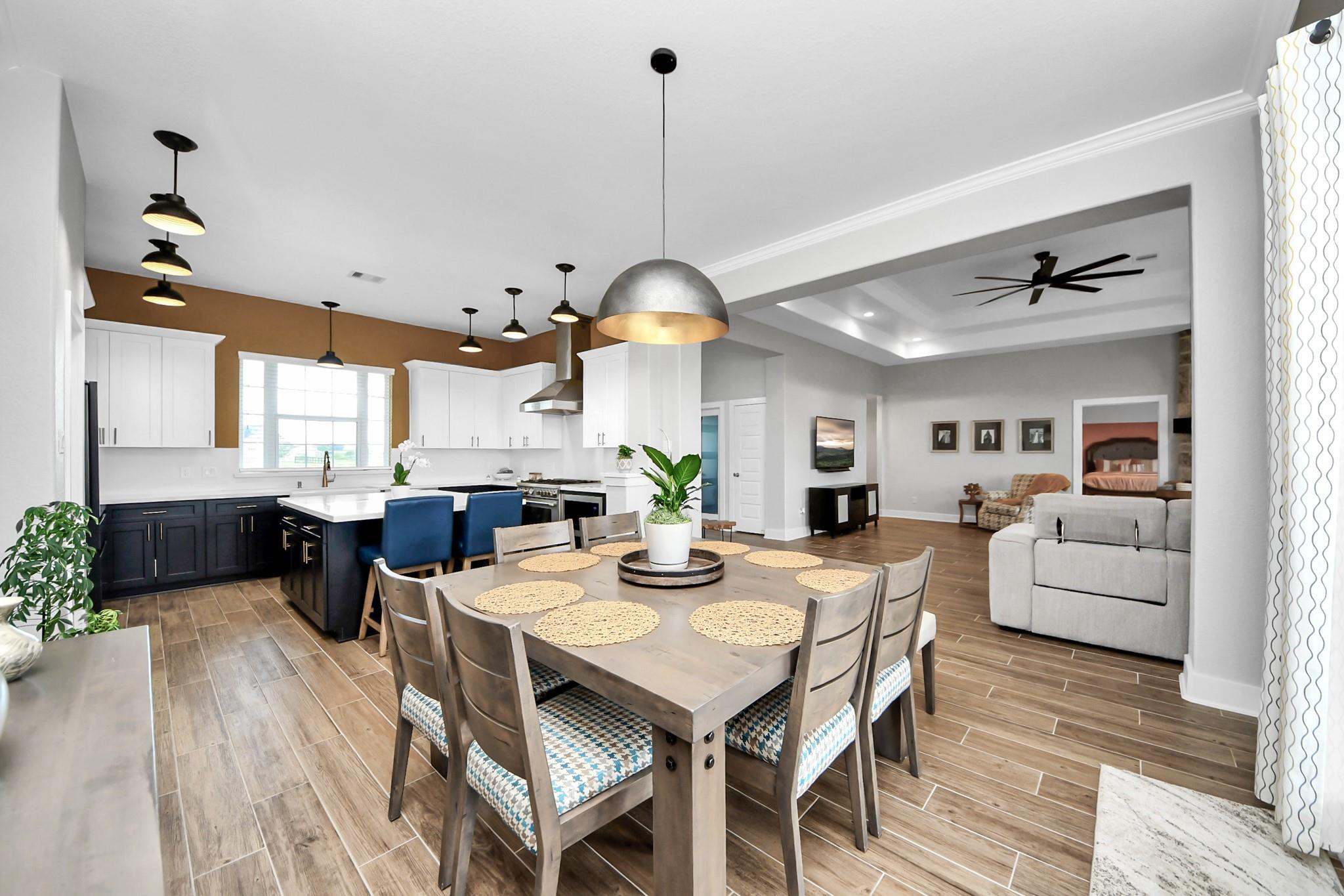 7723 Stratford Hall Drive — photo