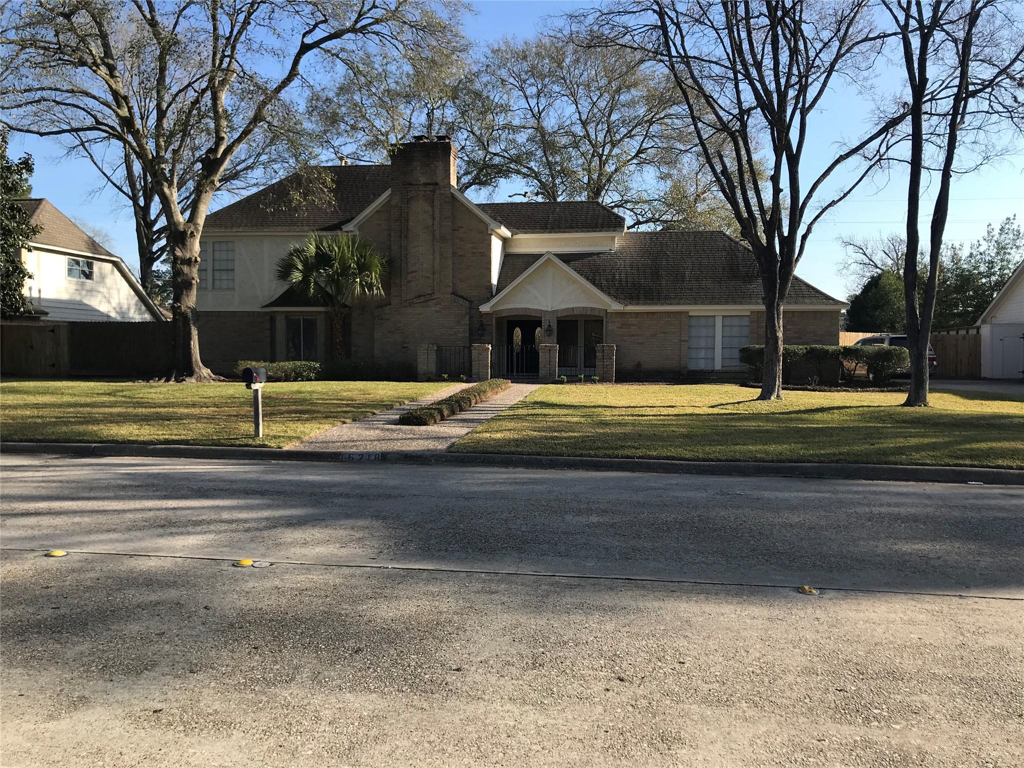 16218 Champion Drive — photo