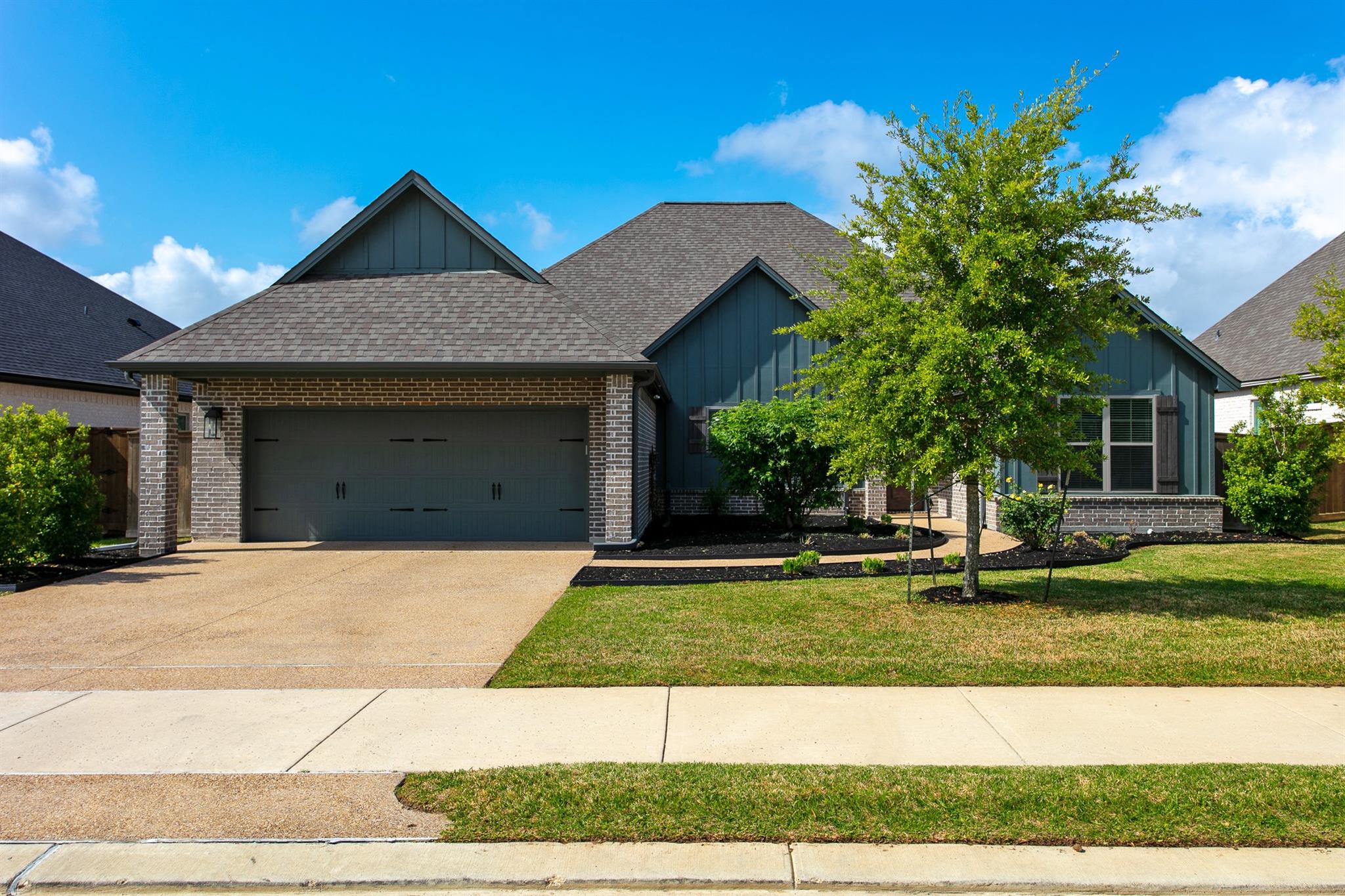 1748 Kerr Valley Lane — photo