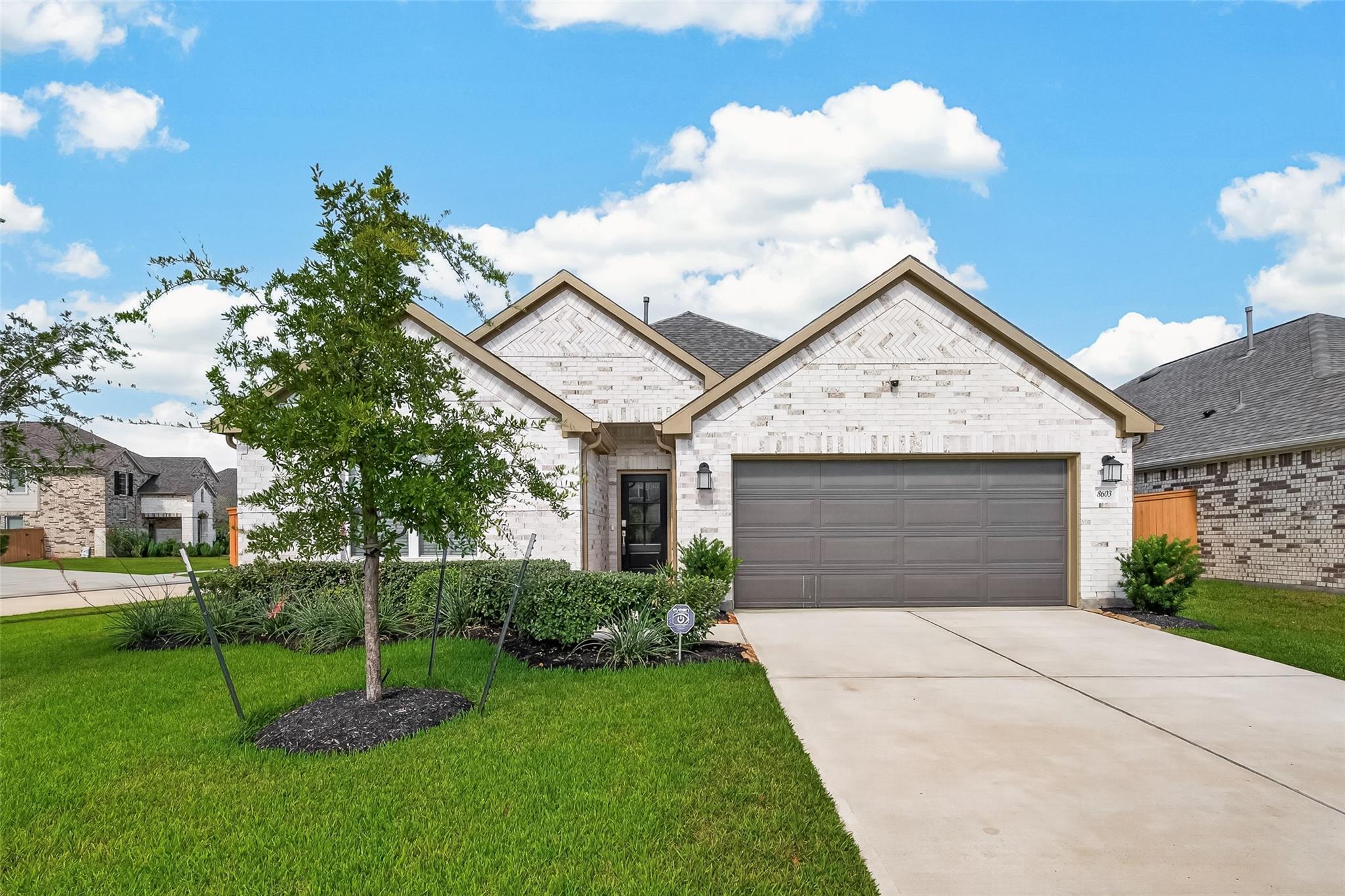 8603 Sun Coral Drive — photo