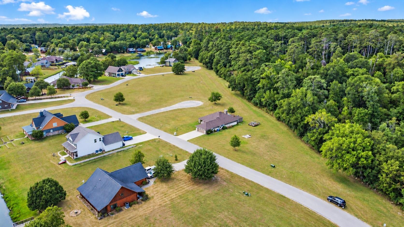 37 Wildwood Lake Drive — photo
