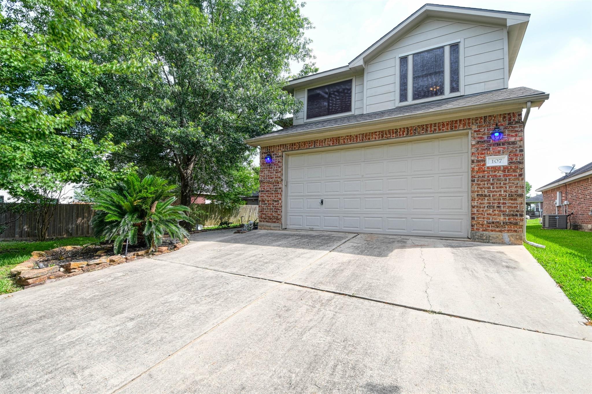 107 Cove W — photo