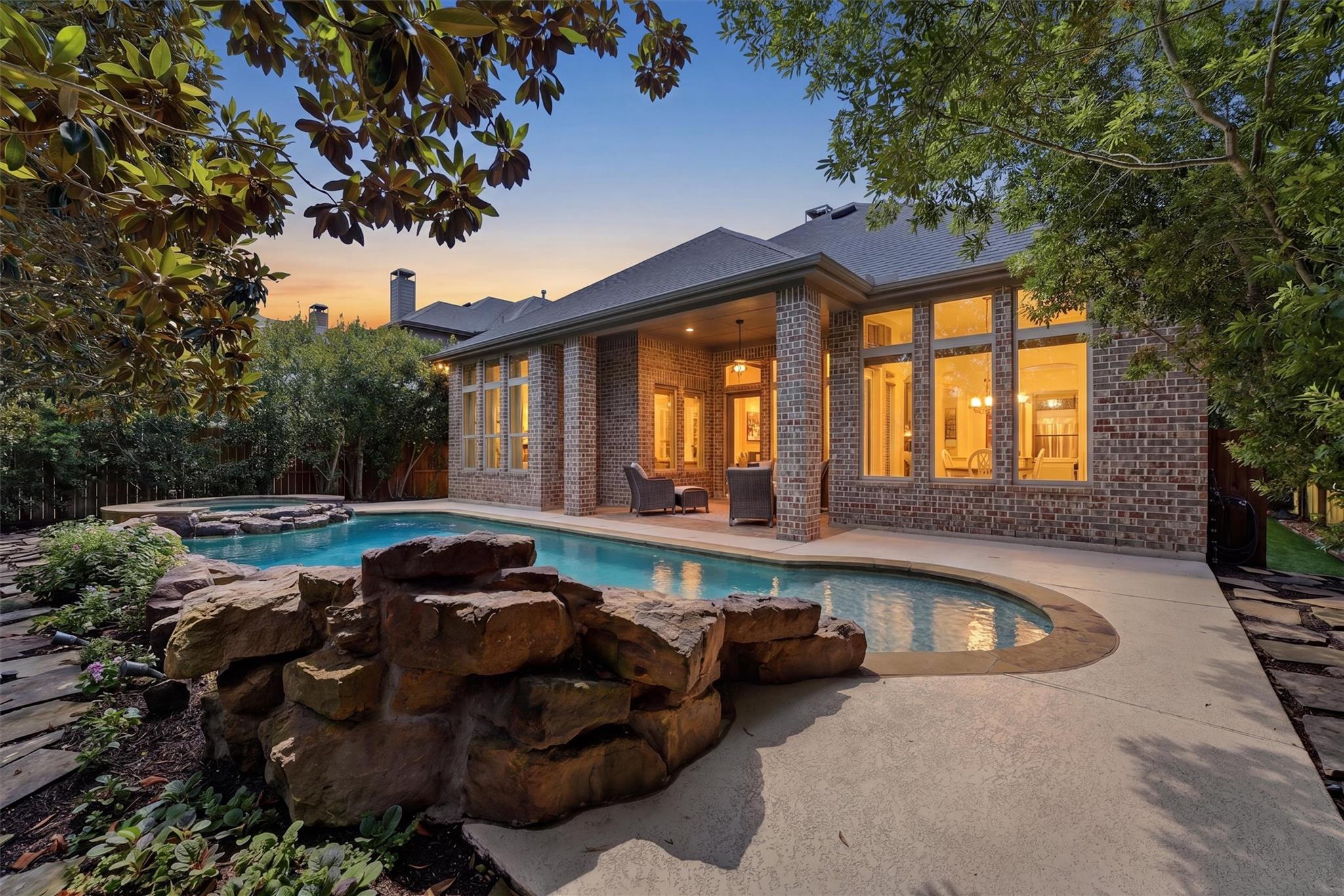 27118 Cross Pointe Court — photo