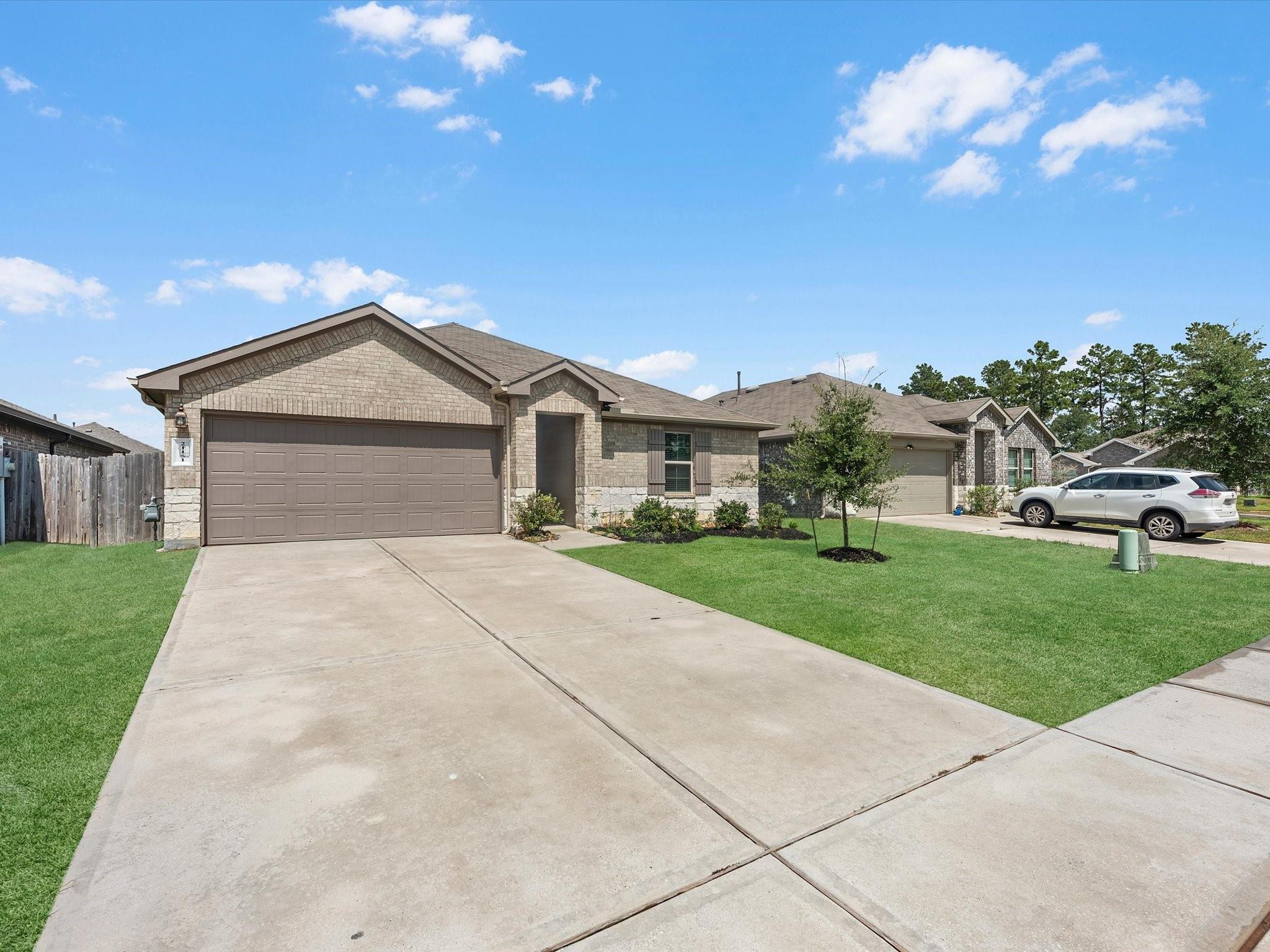 21151 Waze Lewis Drive — photo