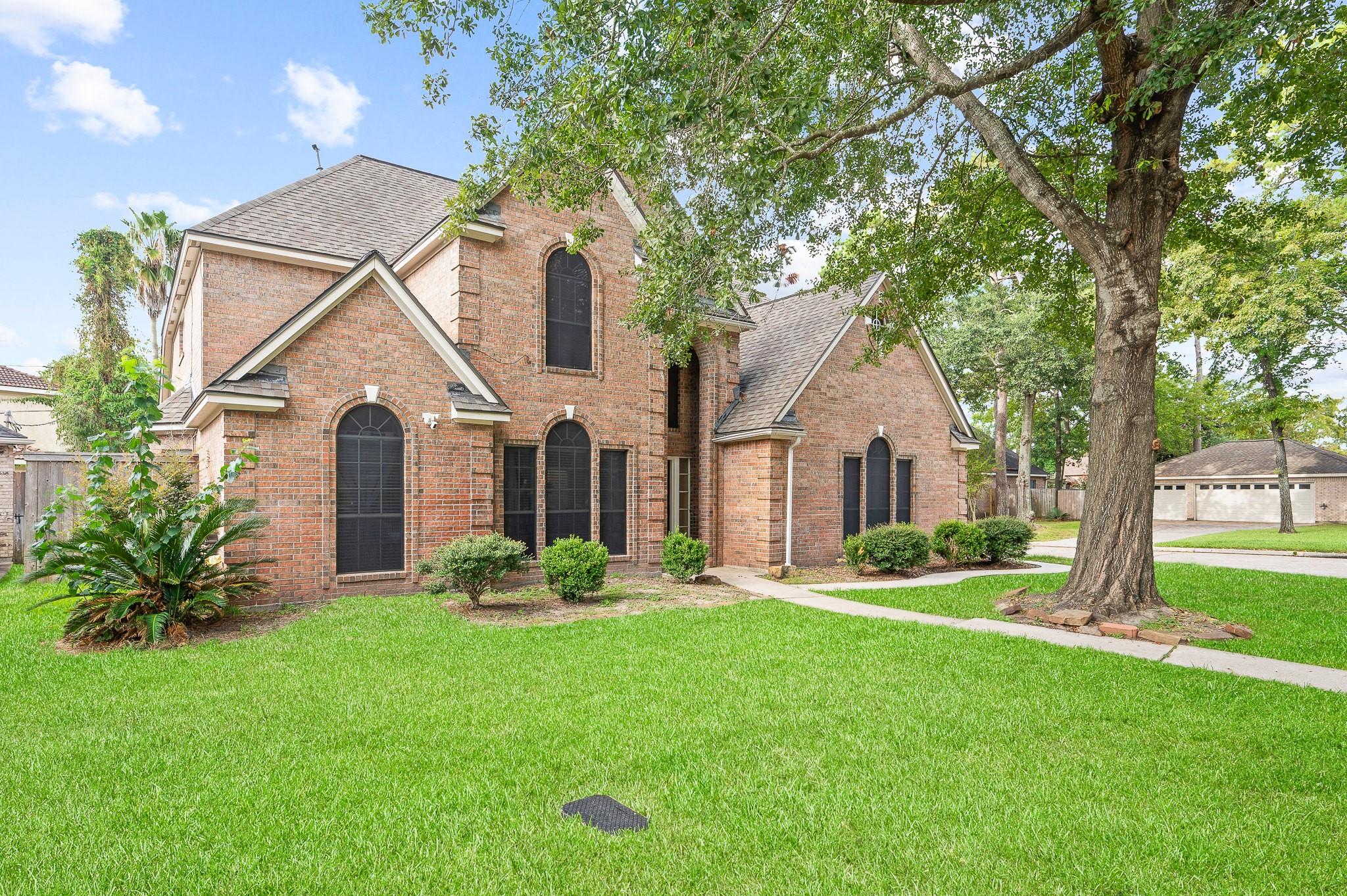 8111 Morningbrook Court — photo