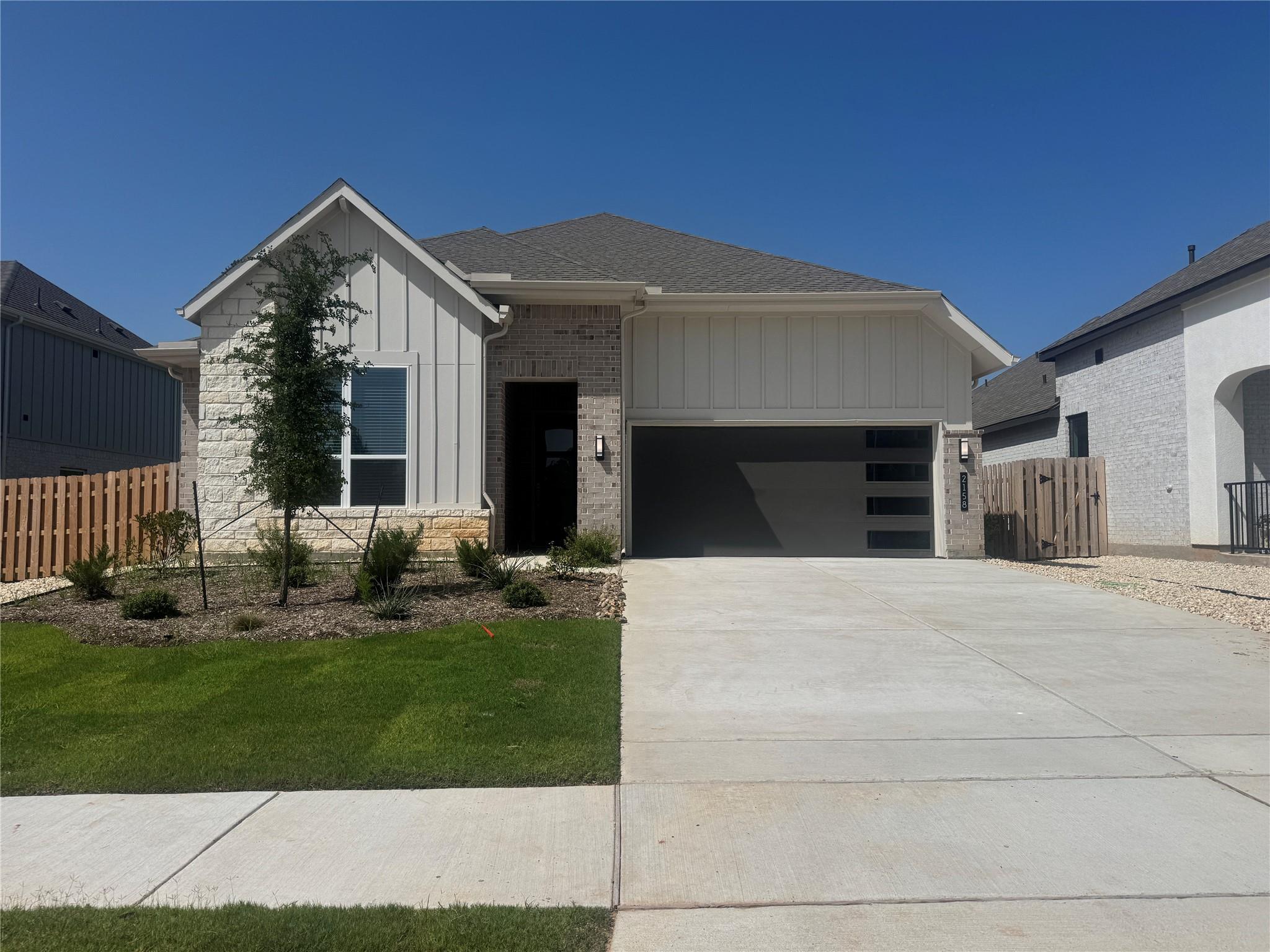 2158 Stillhouse Drive — photo