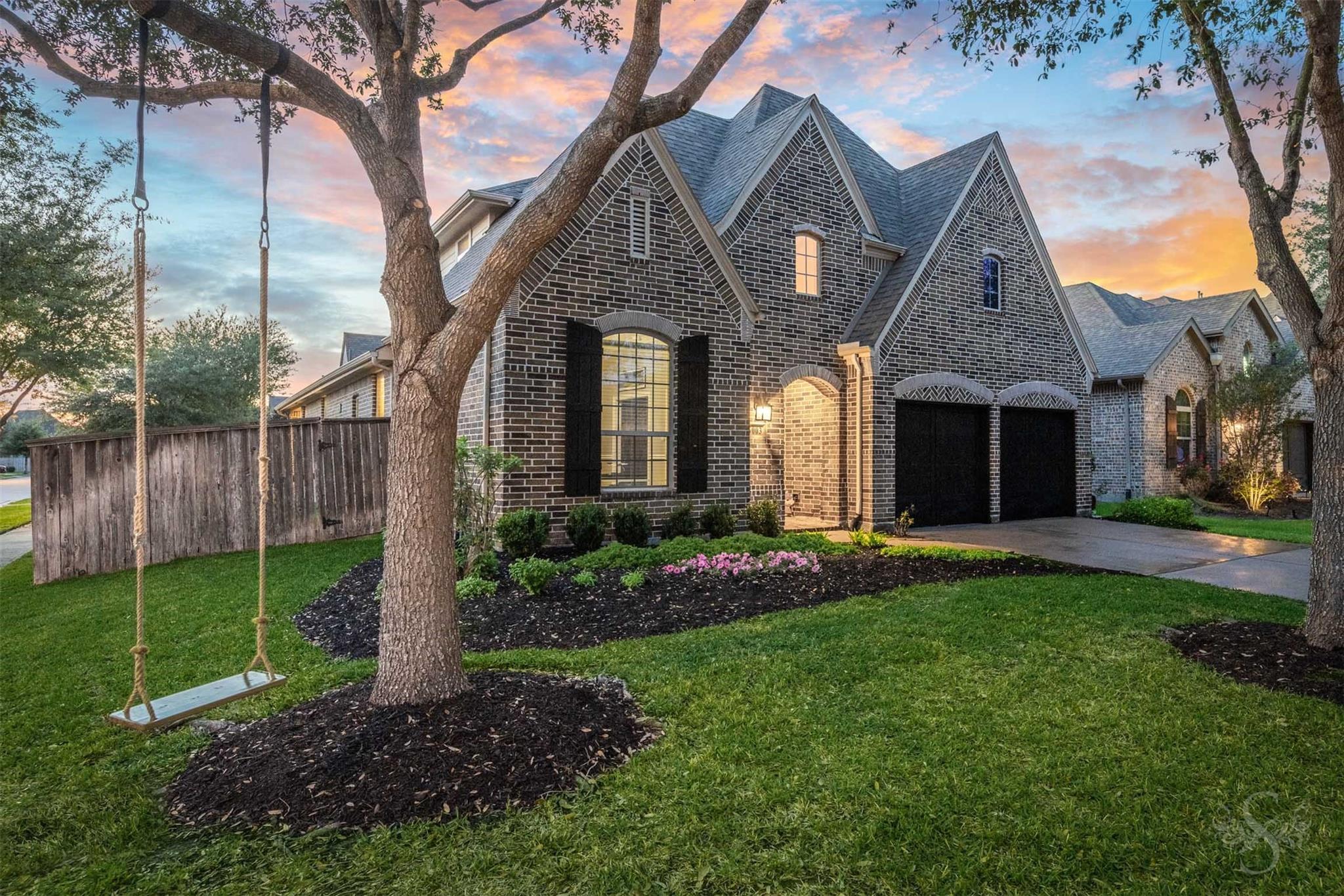 6003 Hedgepark Drive — photo