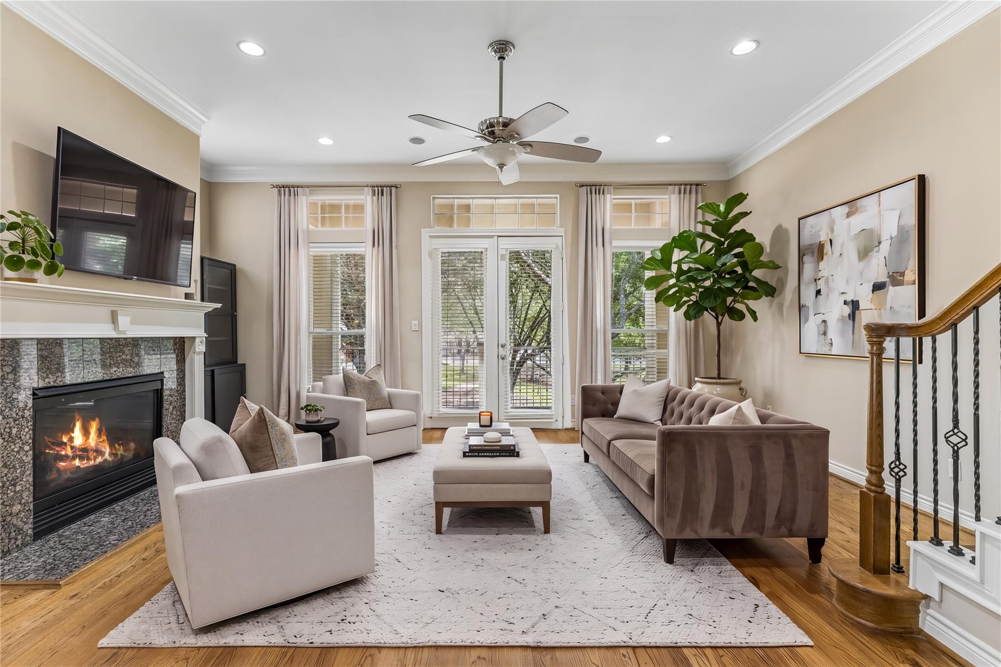 9101 Harbor Hills Drive — photo