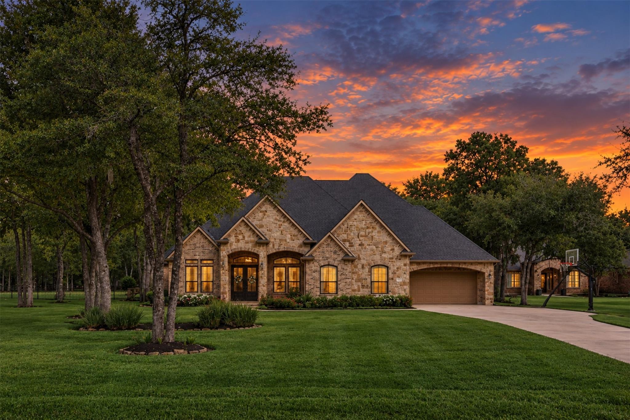3422 Woodbine Drive — photo