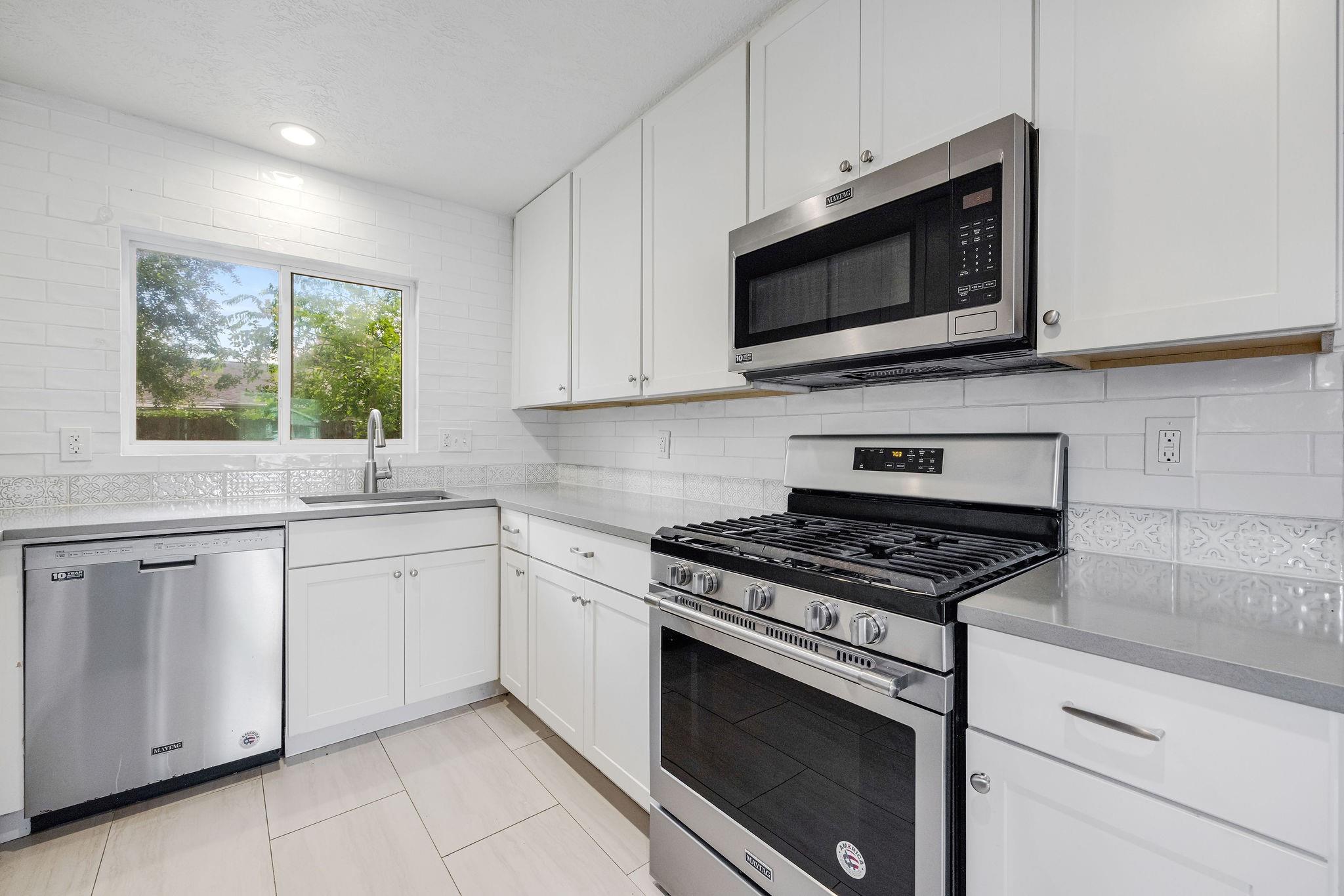7515 Magnolia Street — photo