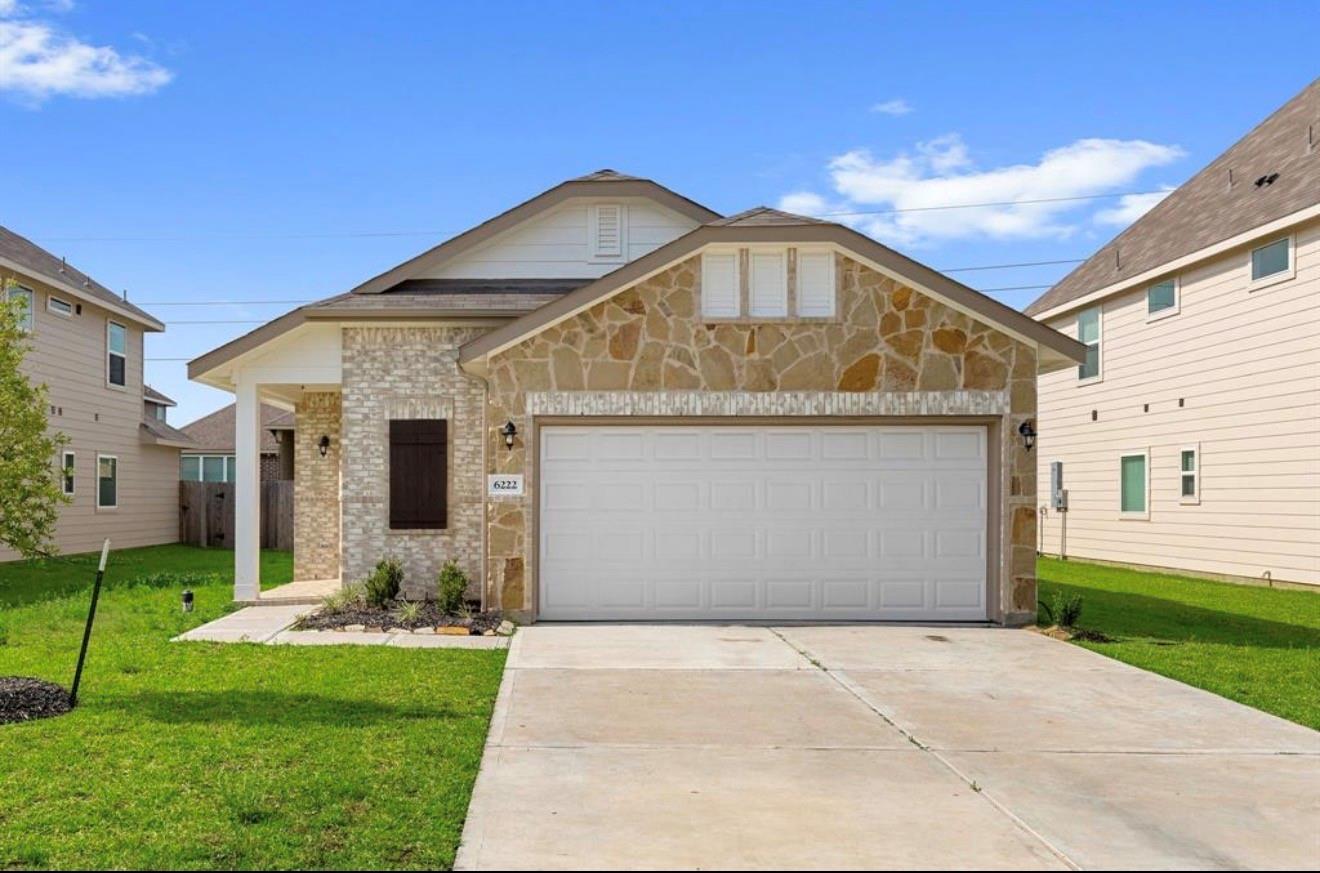 6222 Prince Place Drive — photo