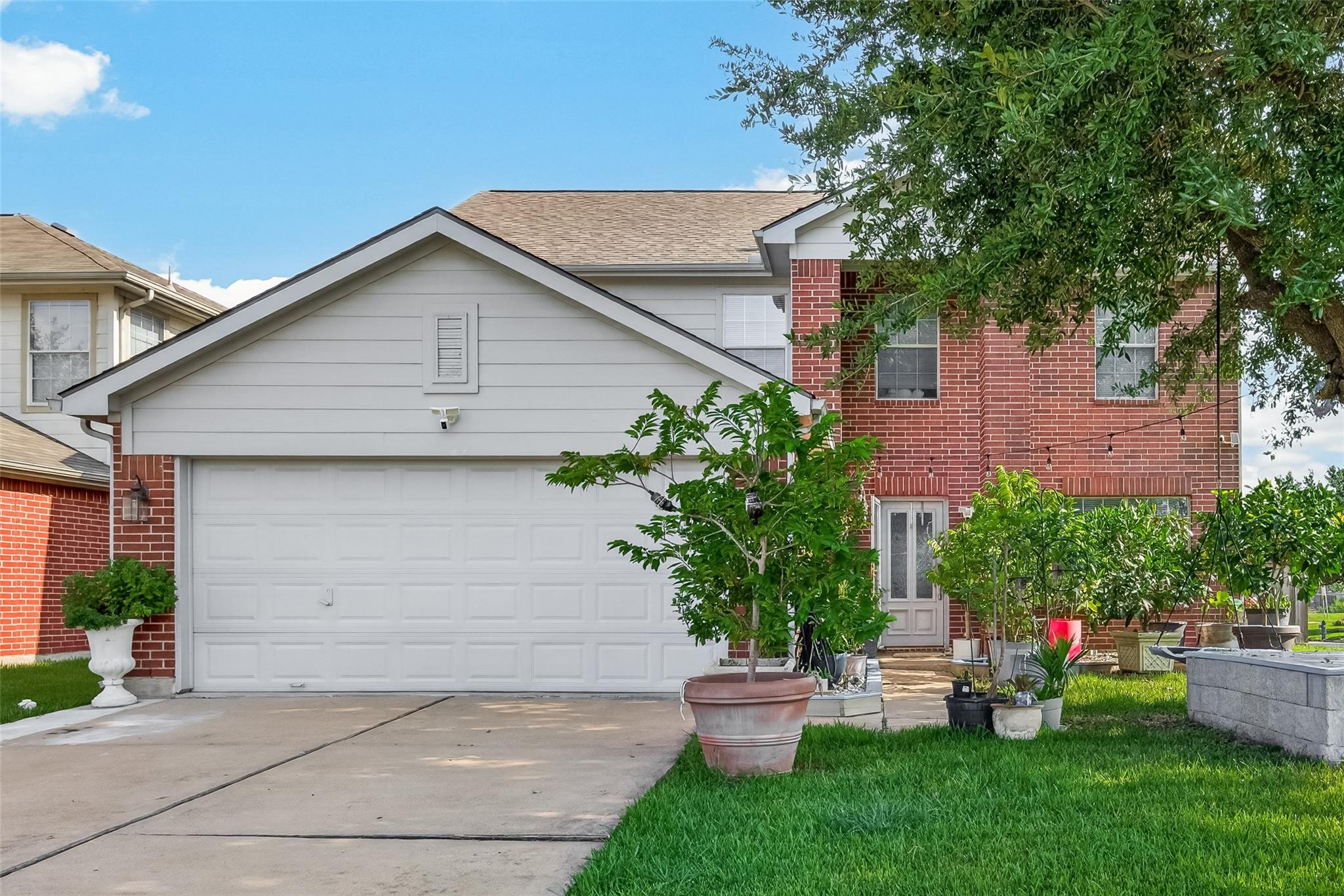12051 Christophers Walk Court — photo
