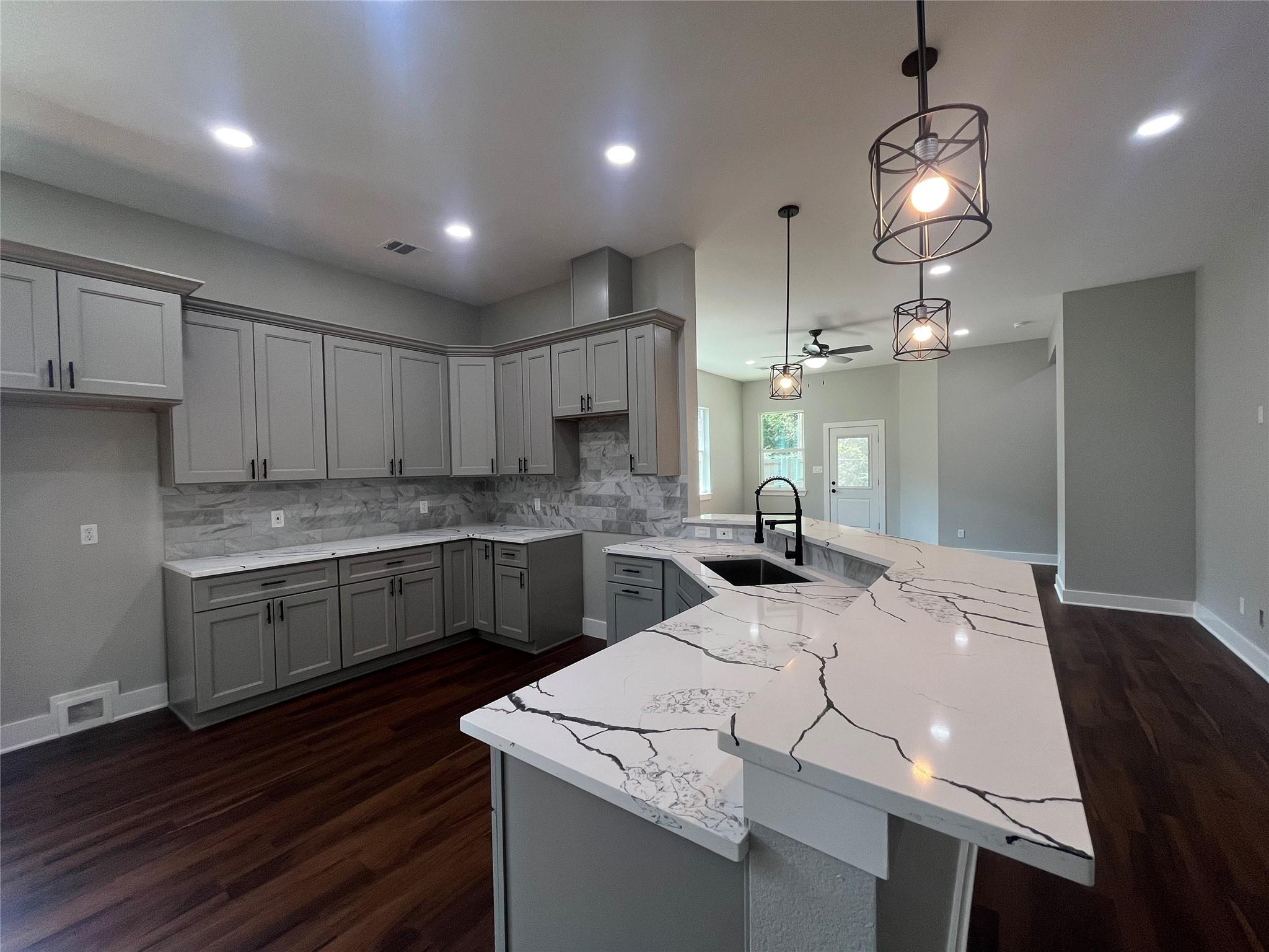 28811 Champion Oaks Dr — photo
