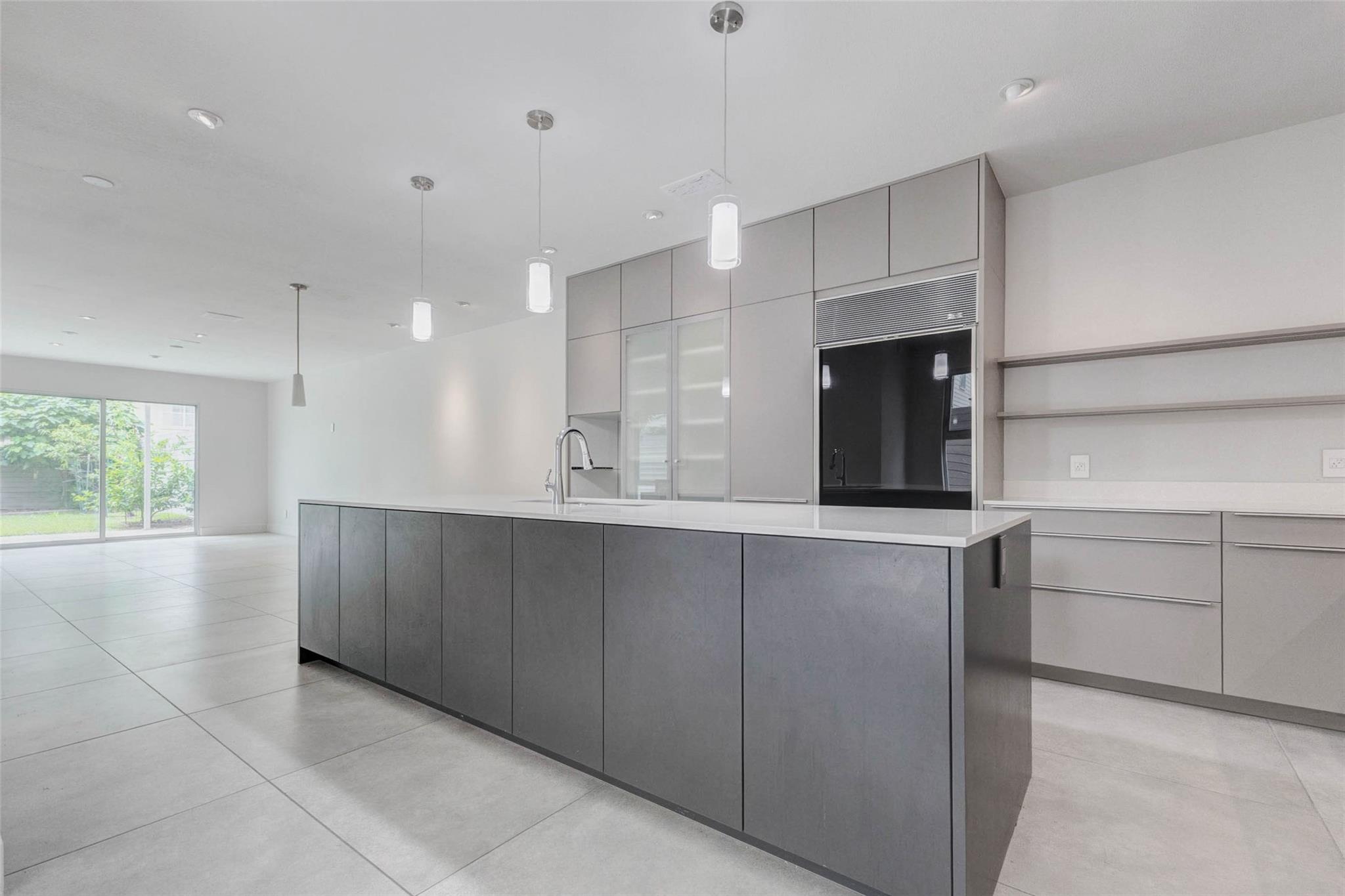 1222 Marconi Street — photo