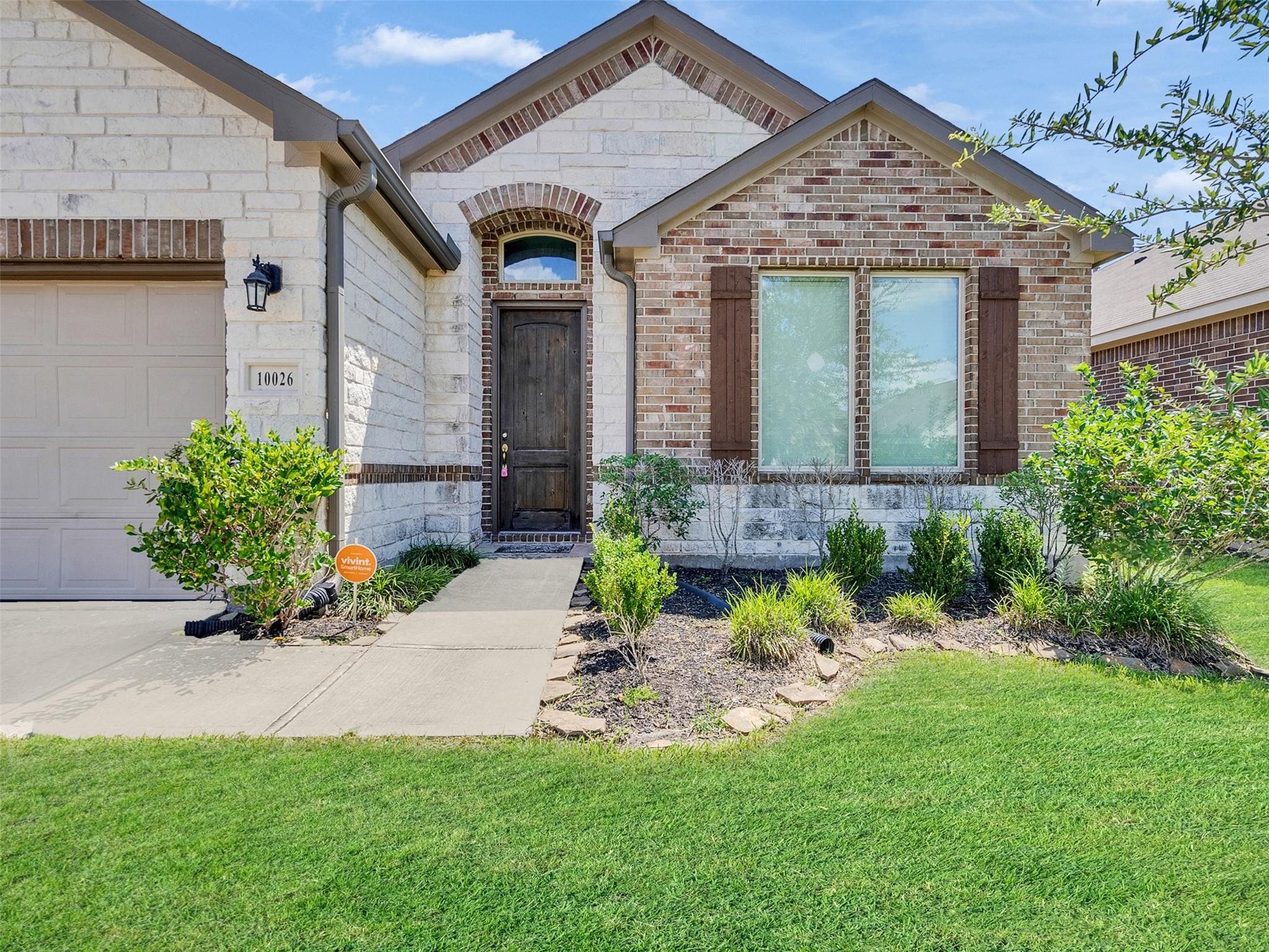 10026 Thicket Park Lane — photo