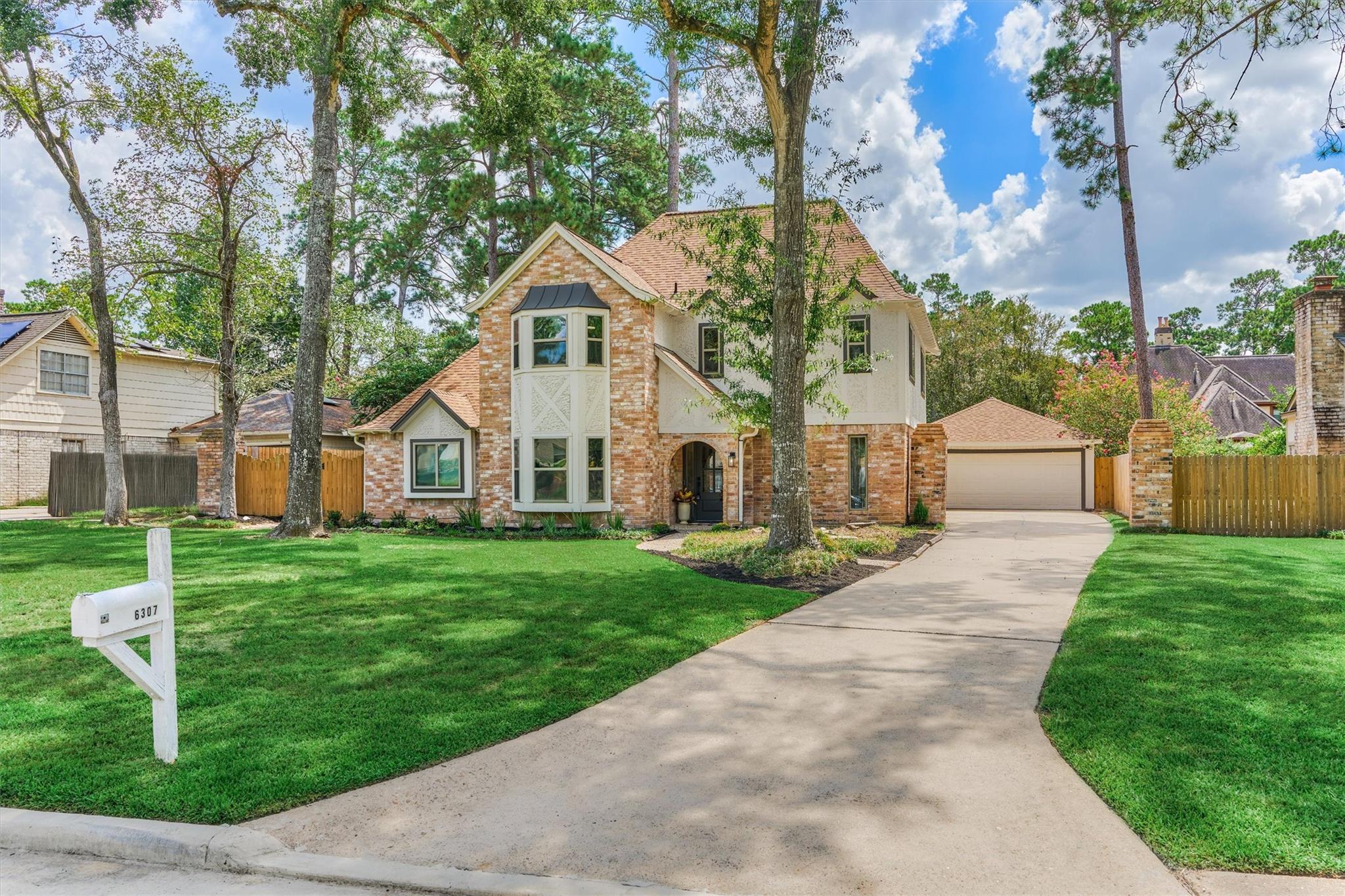 6307 Hickorycrest Drive — photo