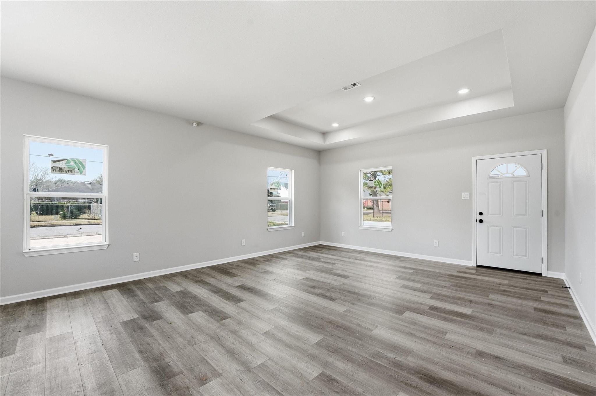 3795 Piney Point, Conroe, TX 77301 — photo 2