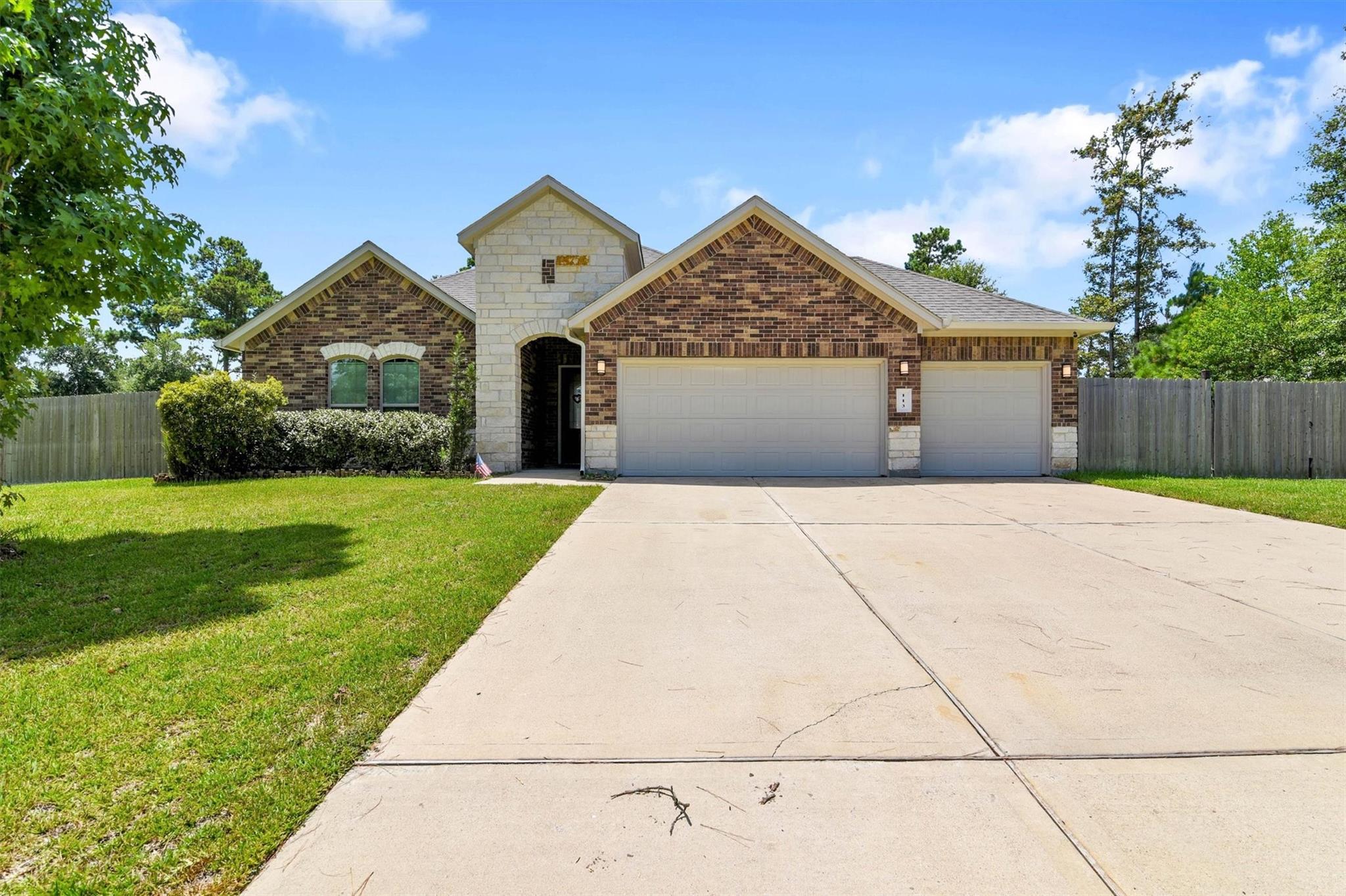 113 Whelan Lane — photo