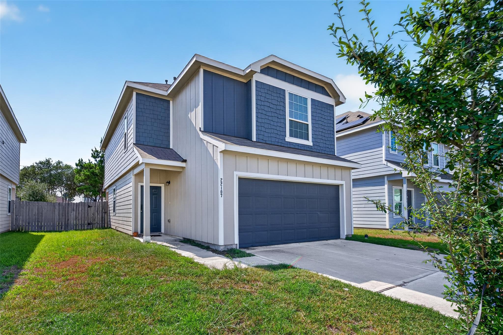 22107 Regal Heights Lane — photo