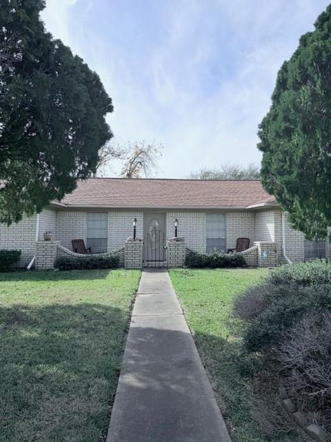 21 N Avenue D — photo