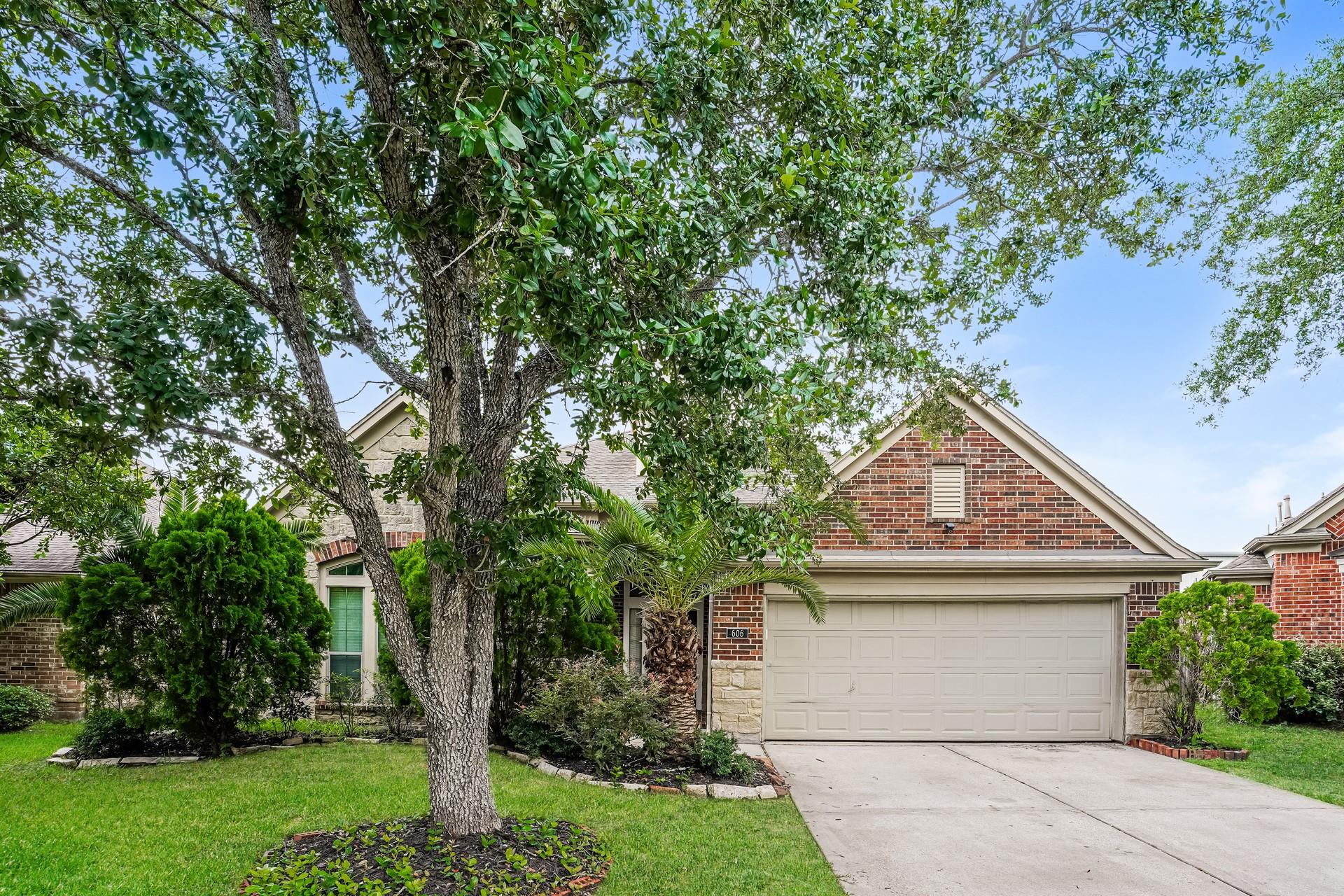606 Red Oak Canyon Lane — photo