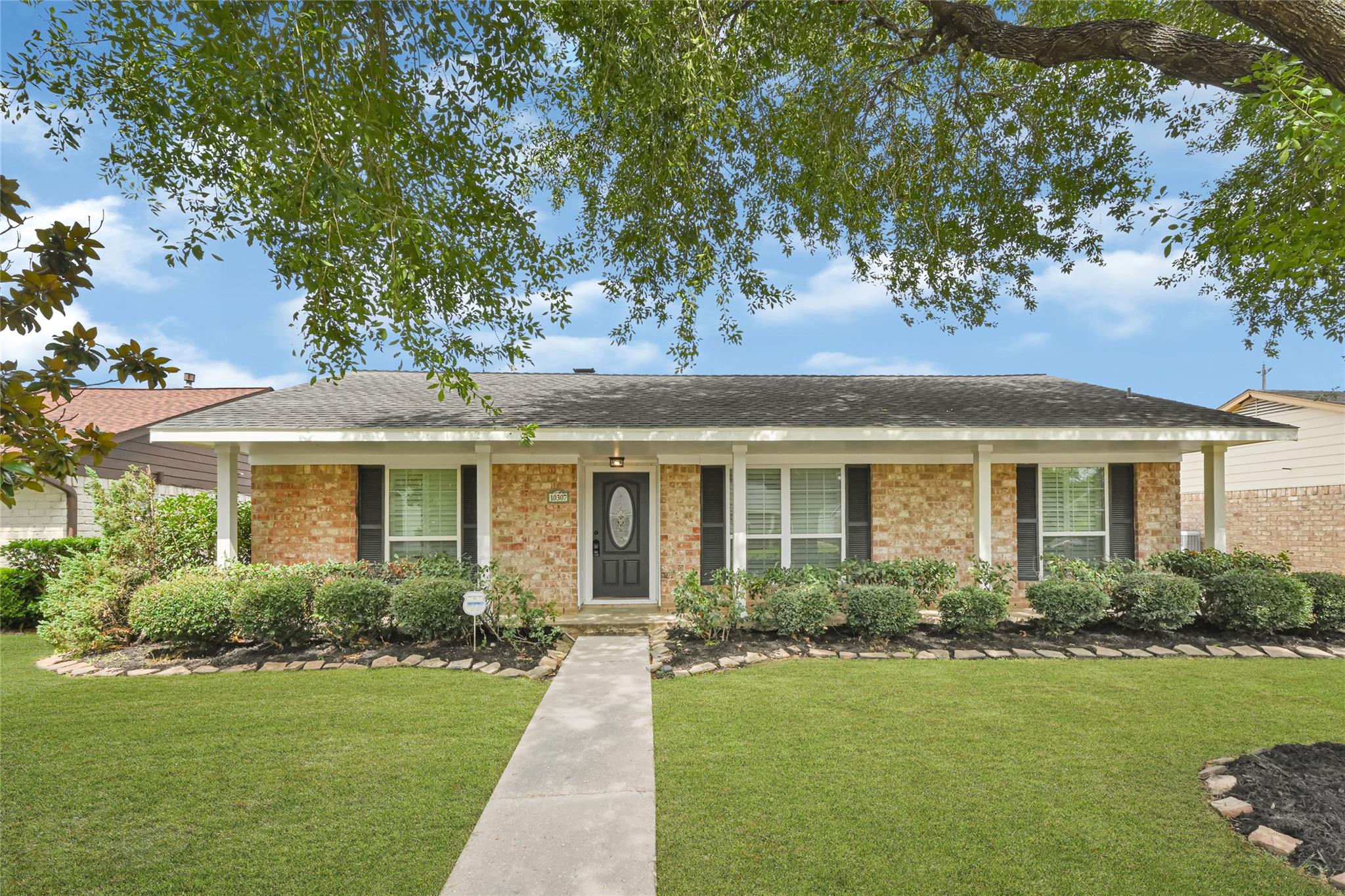 10307 Sagerock Drive — photo