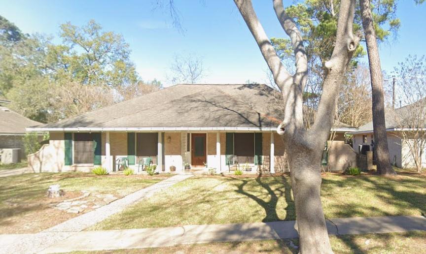 1004 Candlelight Lane — photo