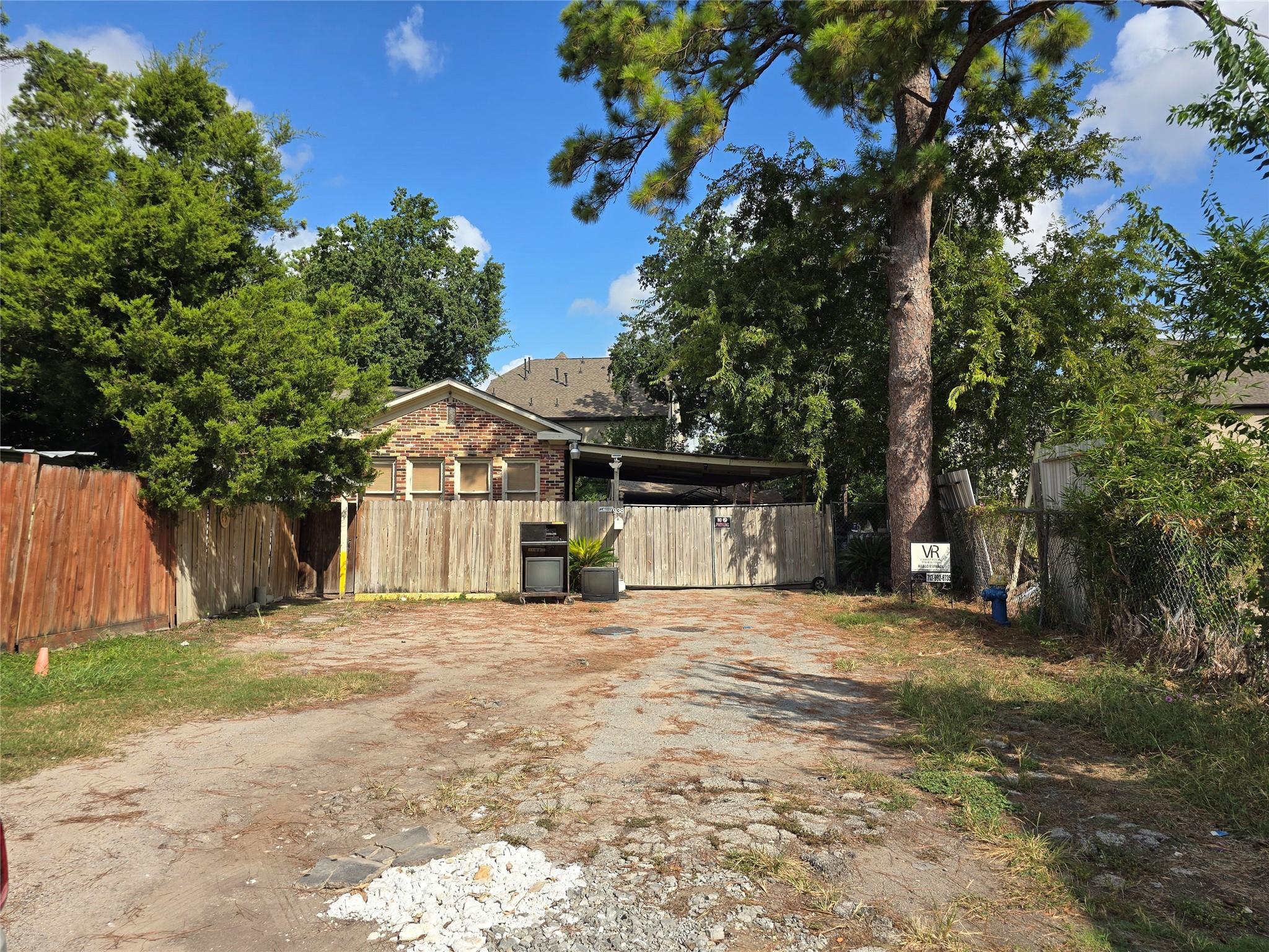 938 Lehman Street — photo