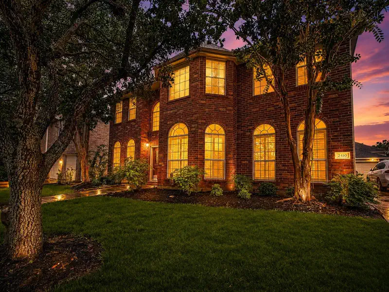 2410 Falcon Knoll Lane — photo