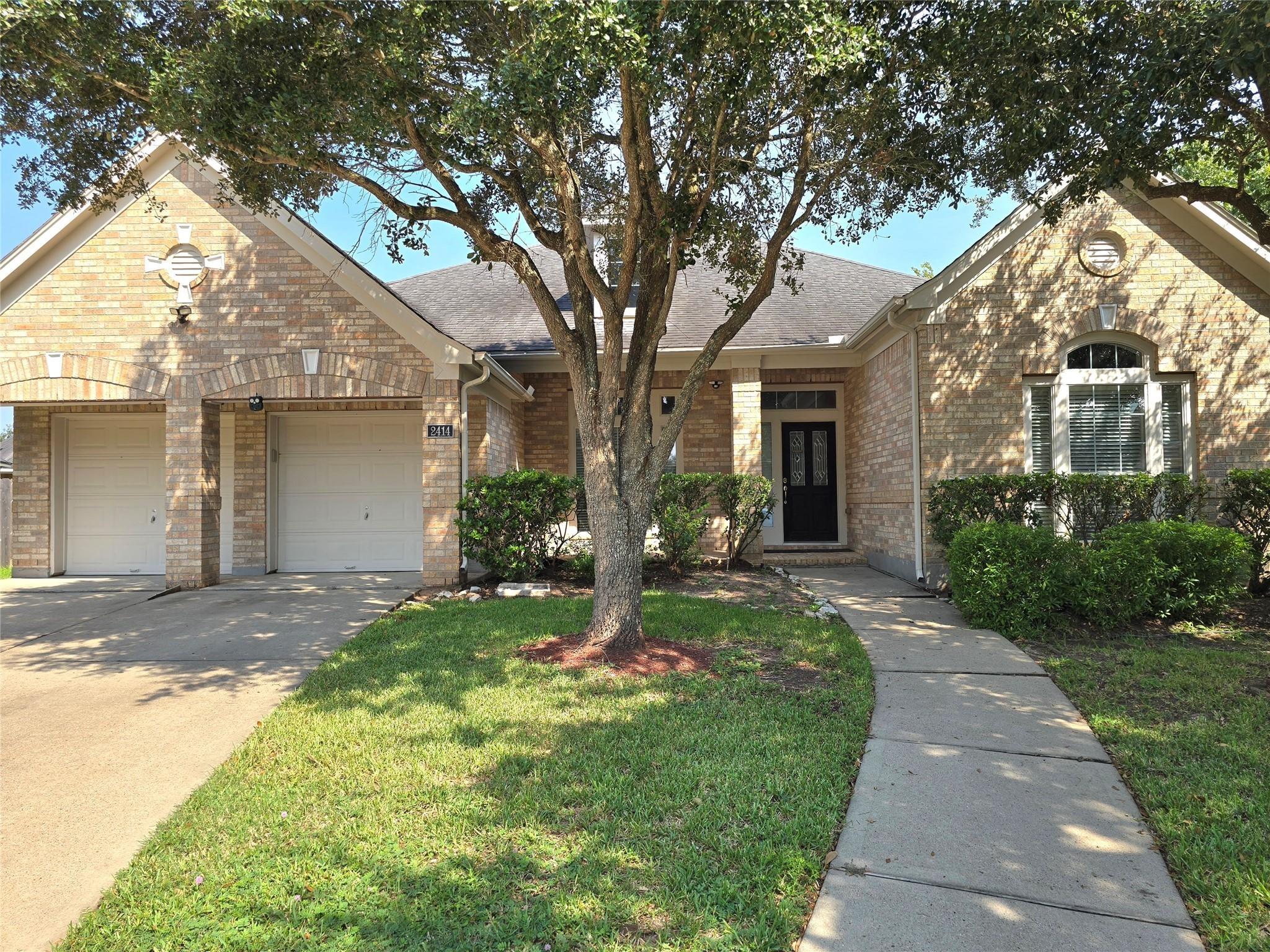 2414 Hidden Park Court — photo