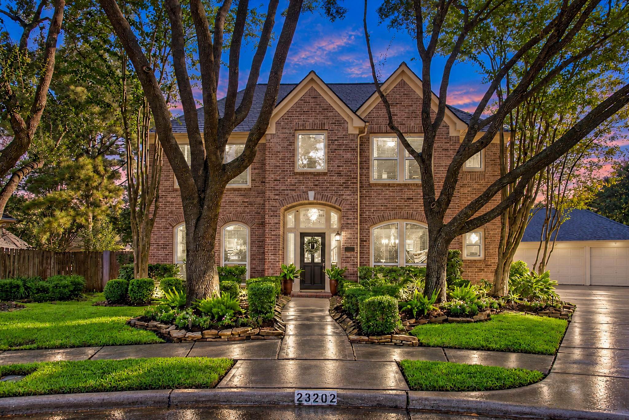 23202 Greenway Park Circle — photo