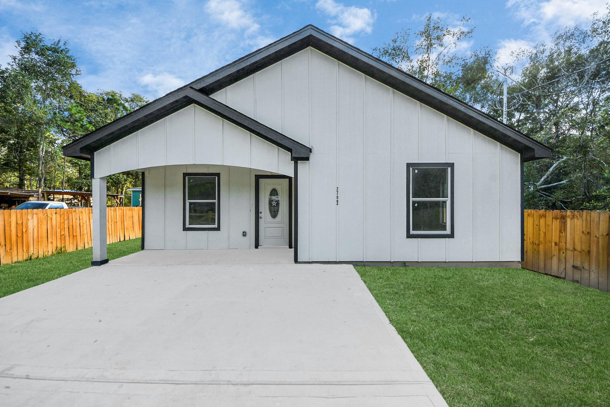 27090 Diamond C Road — photo