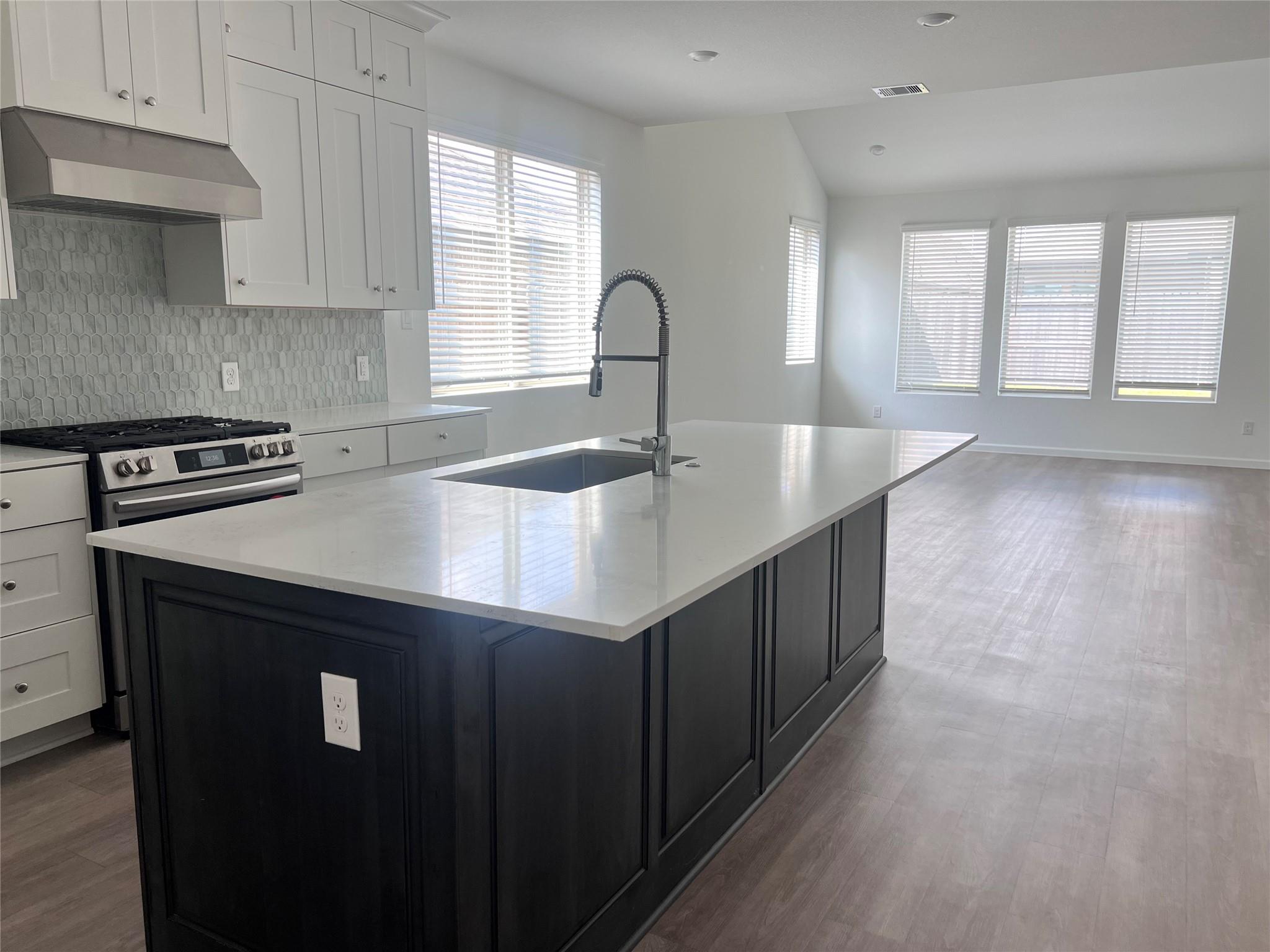 30354 Centipede Grove Lane — photo