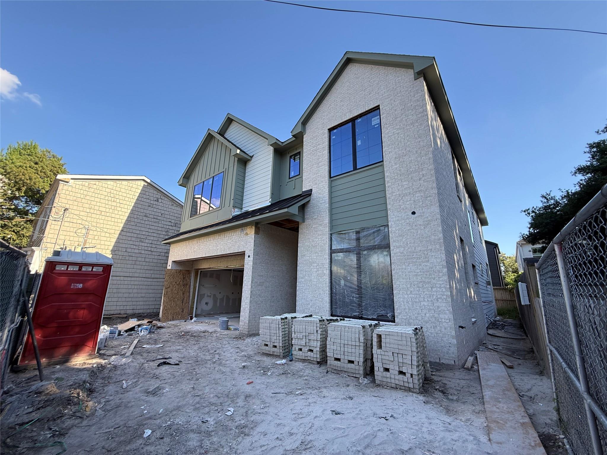 1021 Nadine Street — photo
