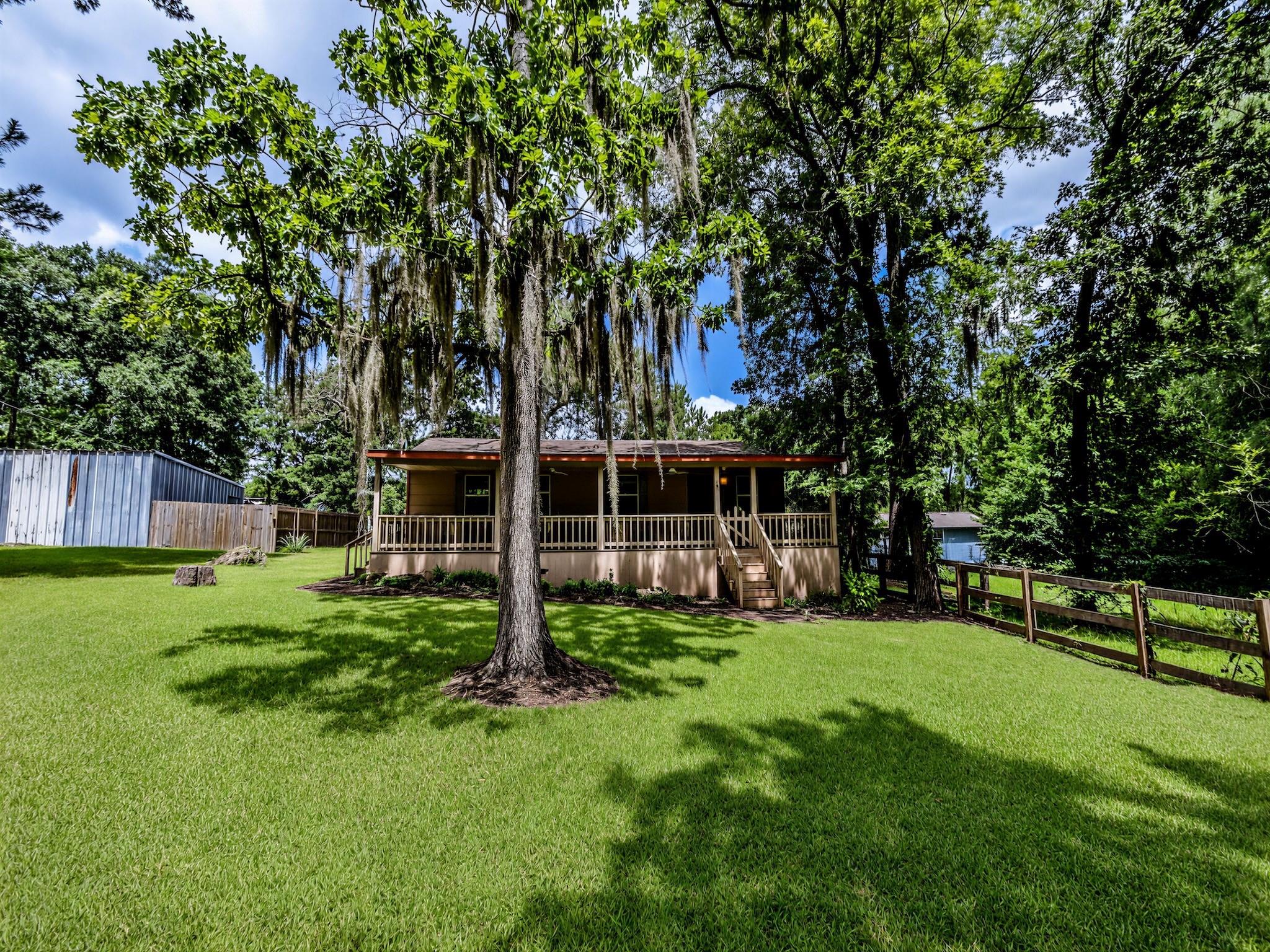 17 Pine Wood Drive — photo