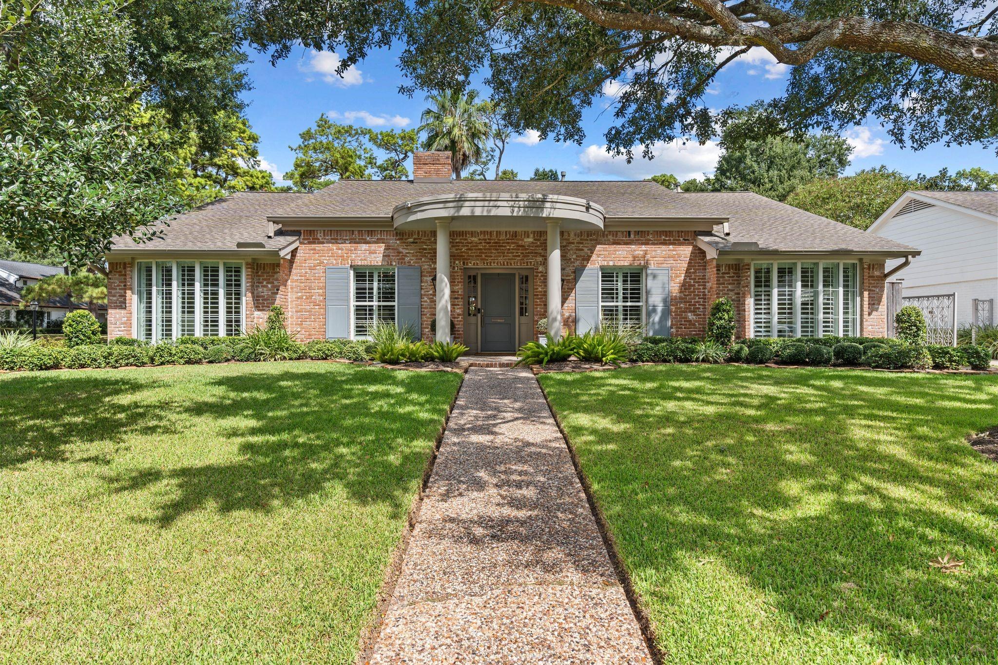 10052 Lynbrook Drive — photo