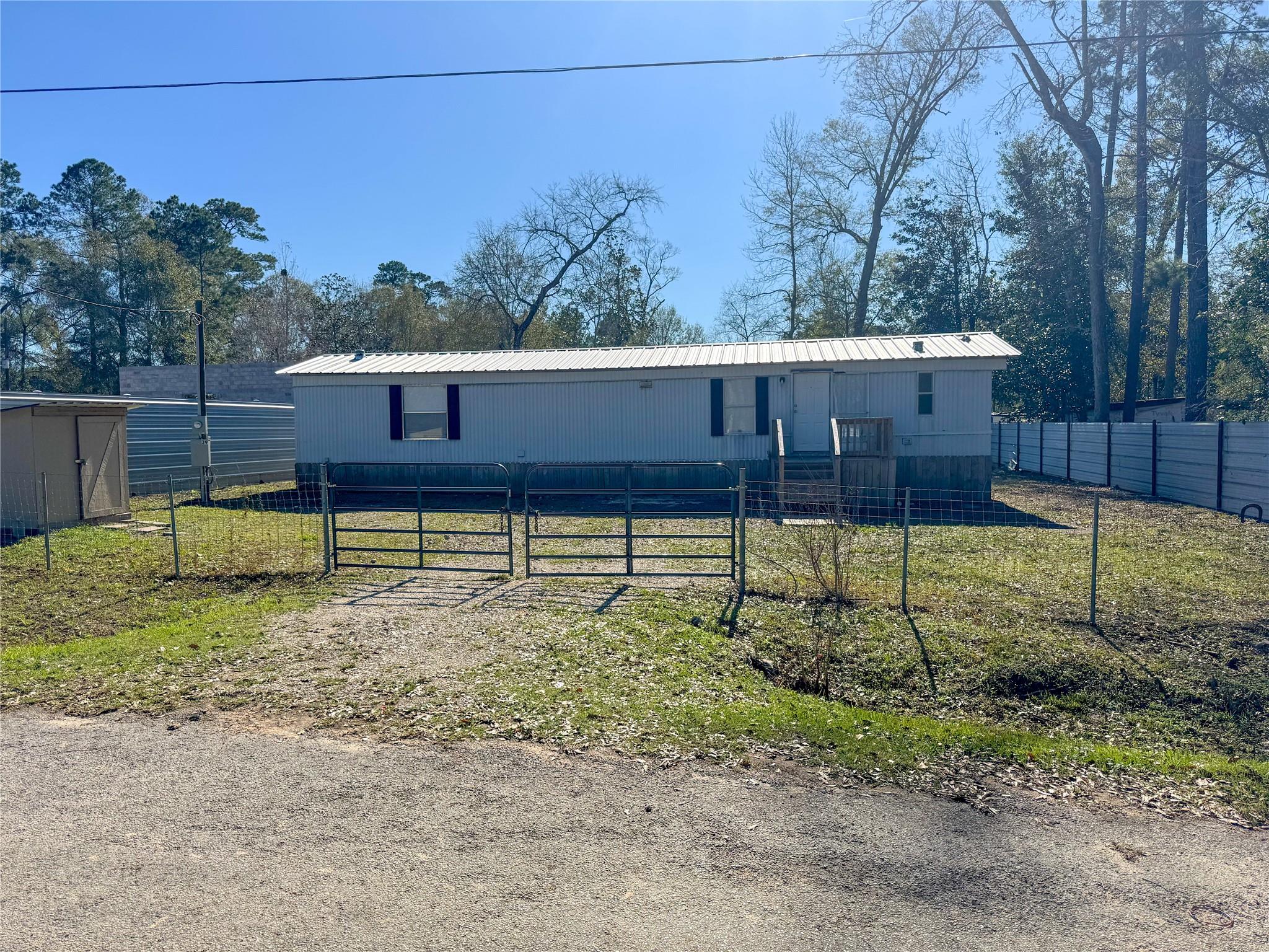 39 County Road 3478 — photo