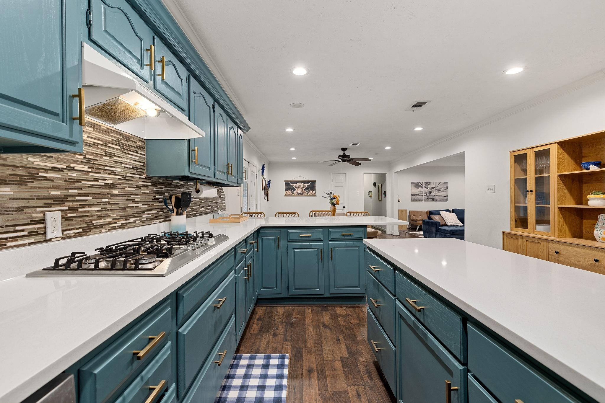 5018 Willowbend Boulevard — photo