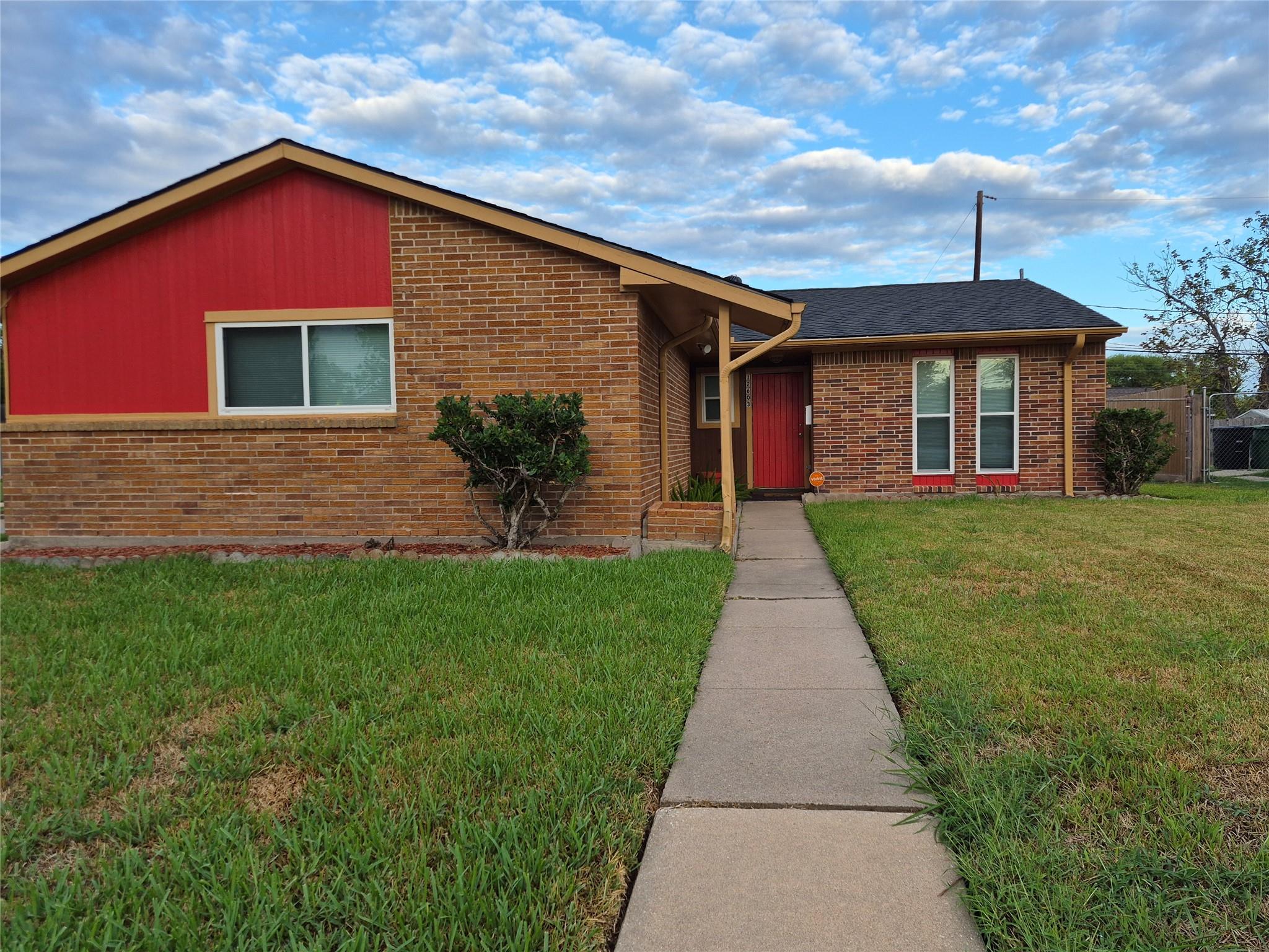 12603 S Coast Drive — photo