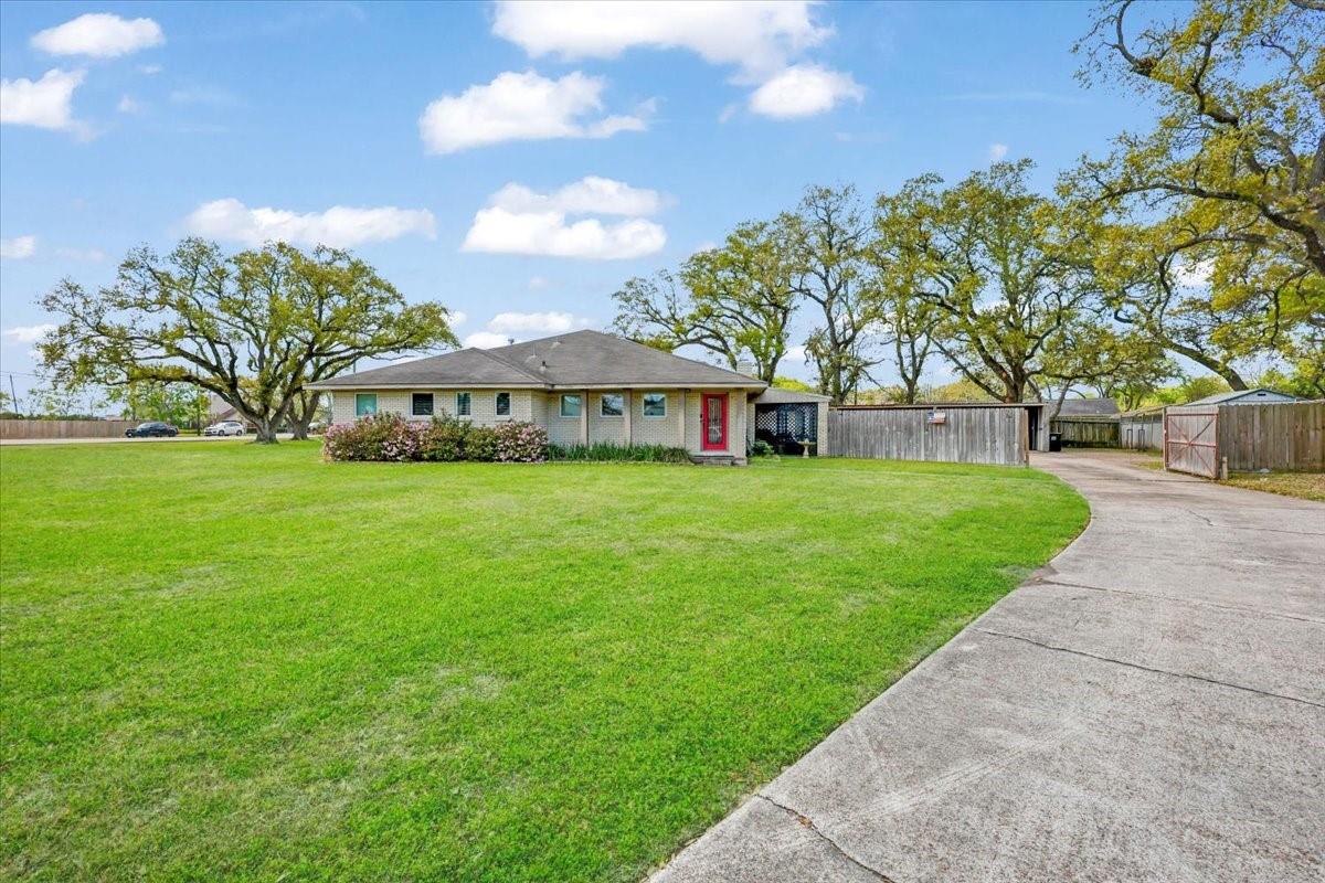 3224 Patricia Lane — photo