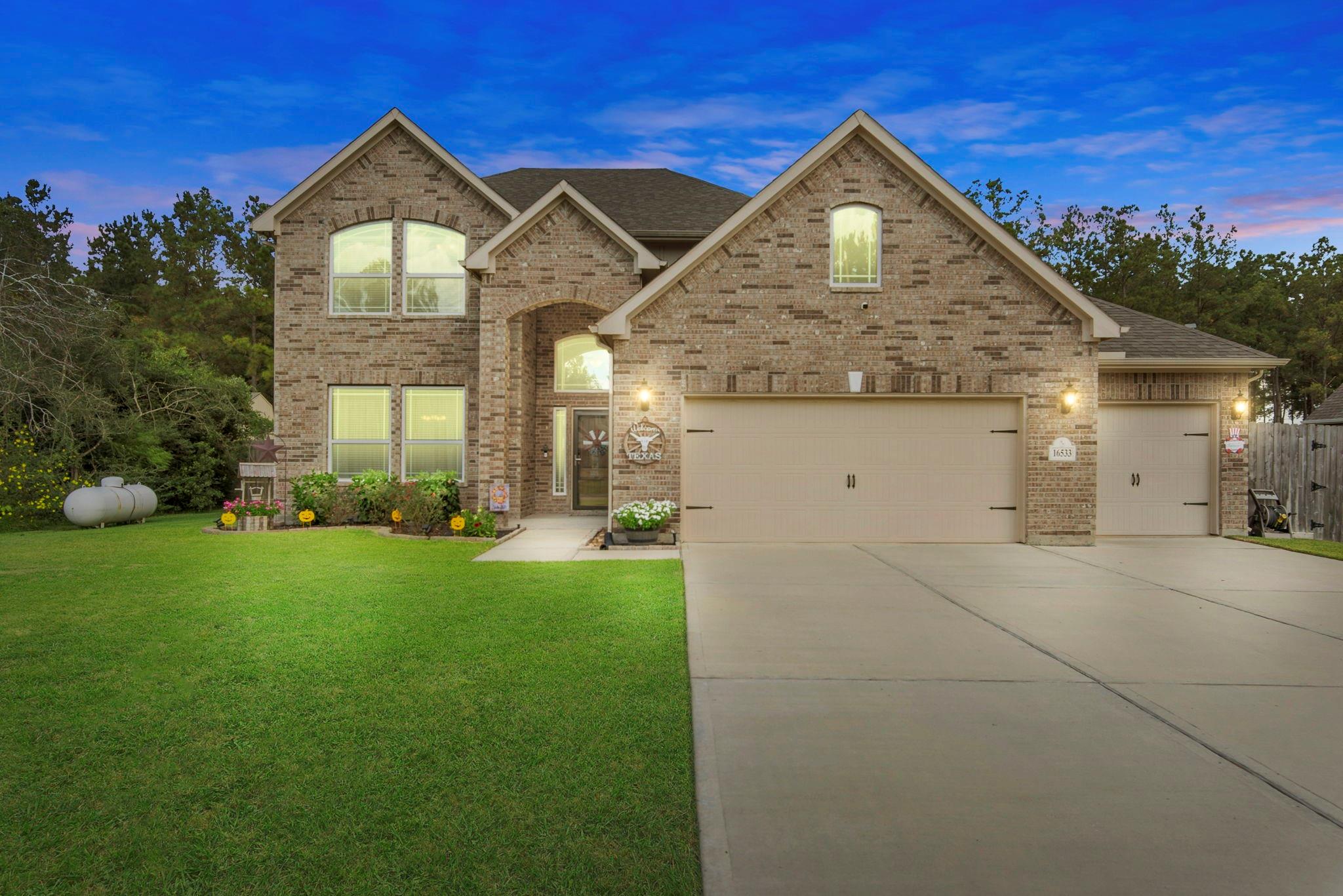 16533 Aransas Street — photo
