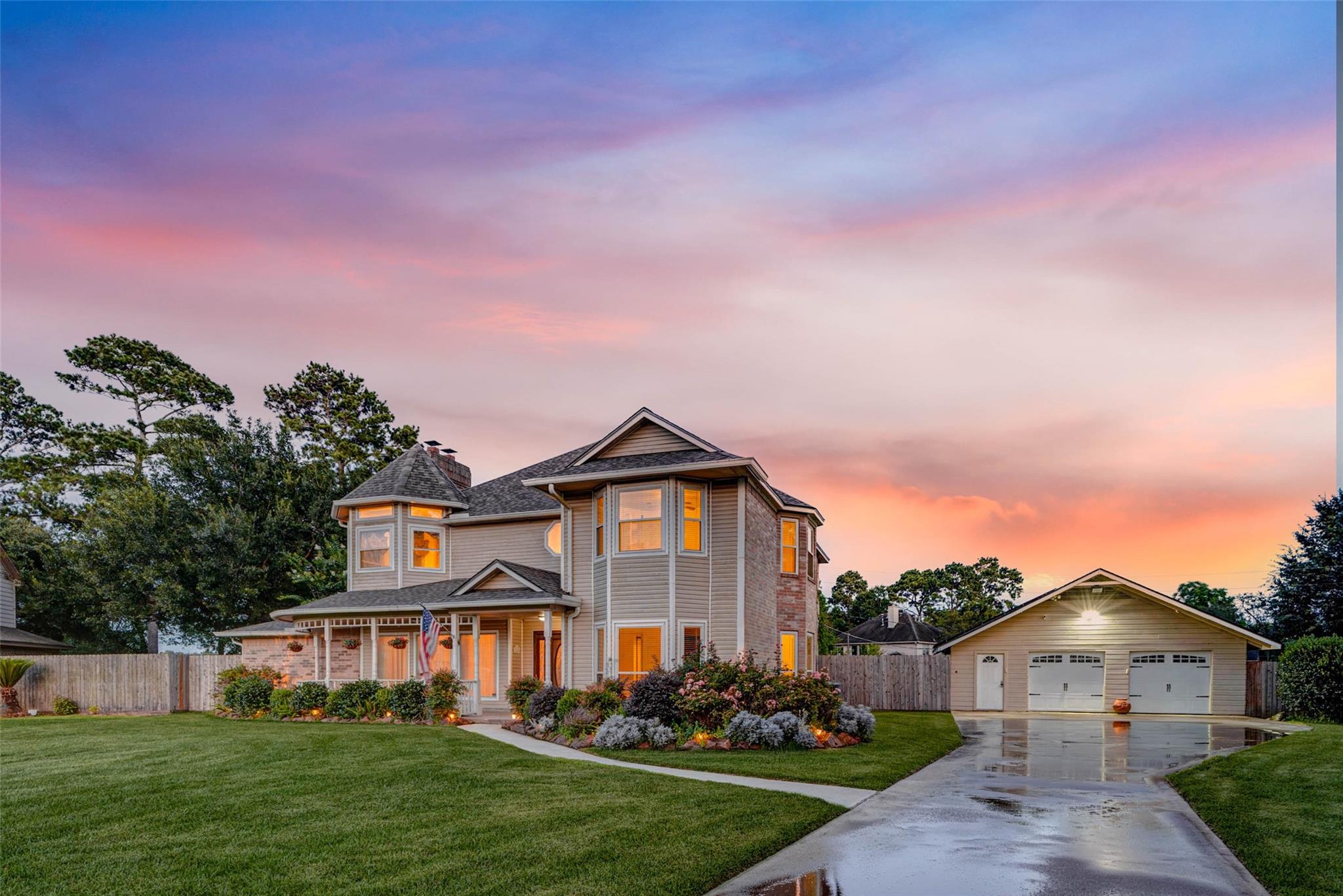 11418 Cedarwood Drive — photo