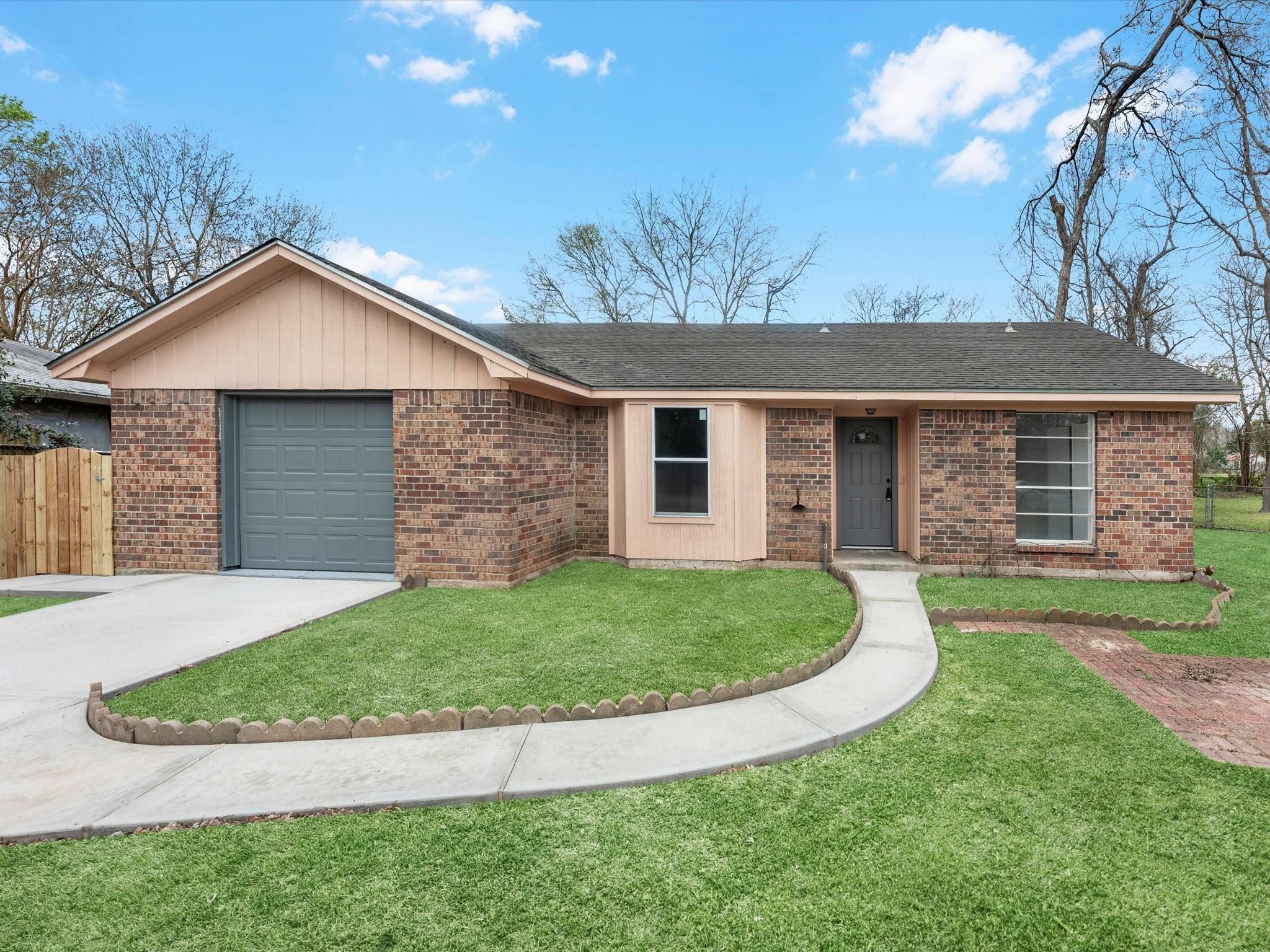 230 W Willwood Drive — photo