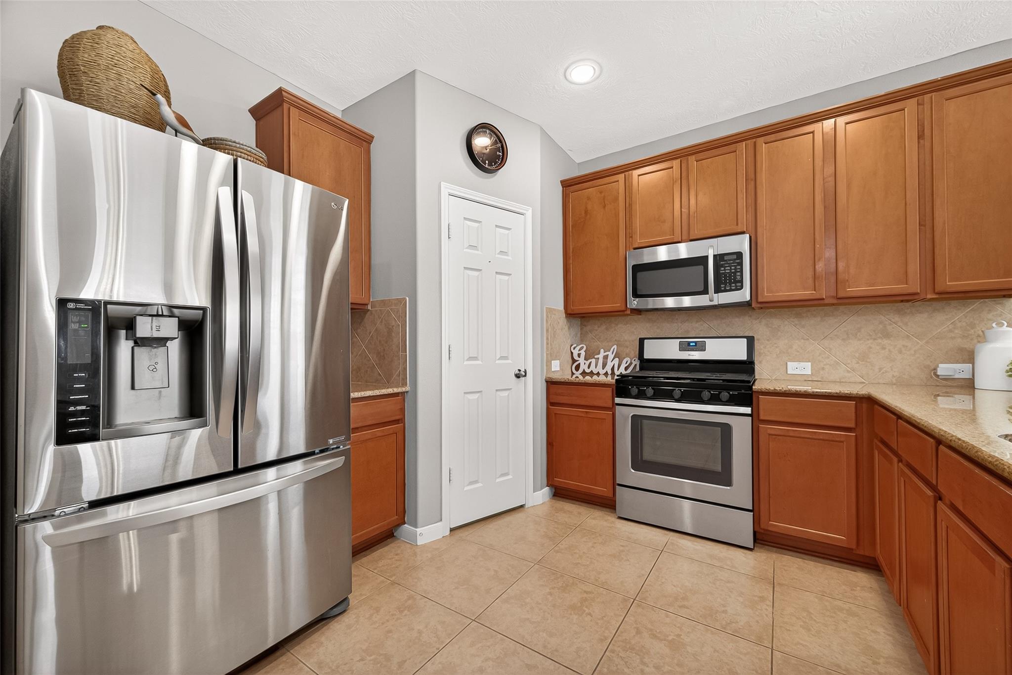 23618 Plantation Pines Lane — photo