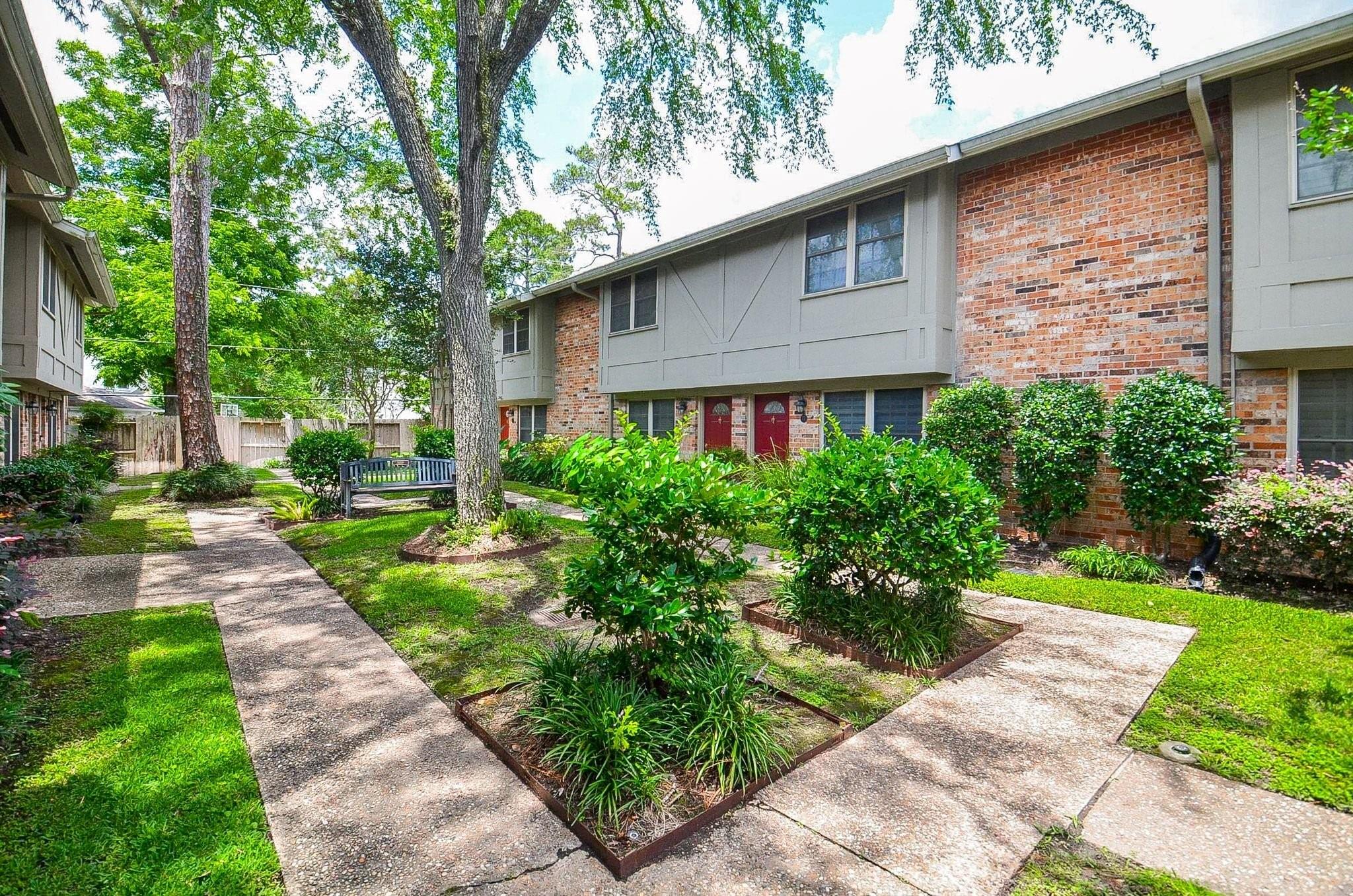 515 Tallowood Road #1 — photo