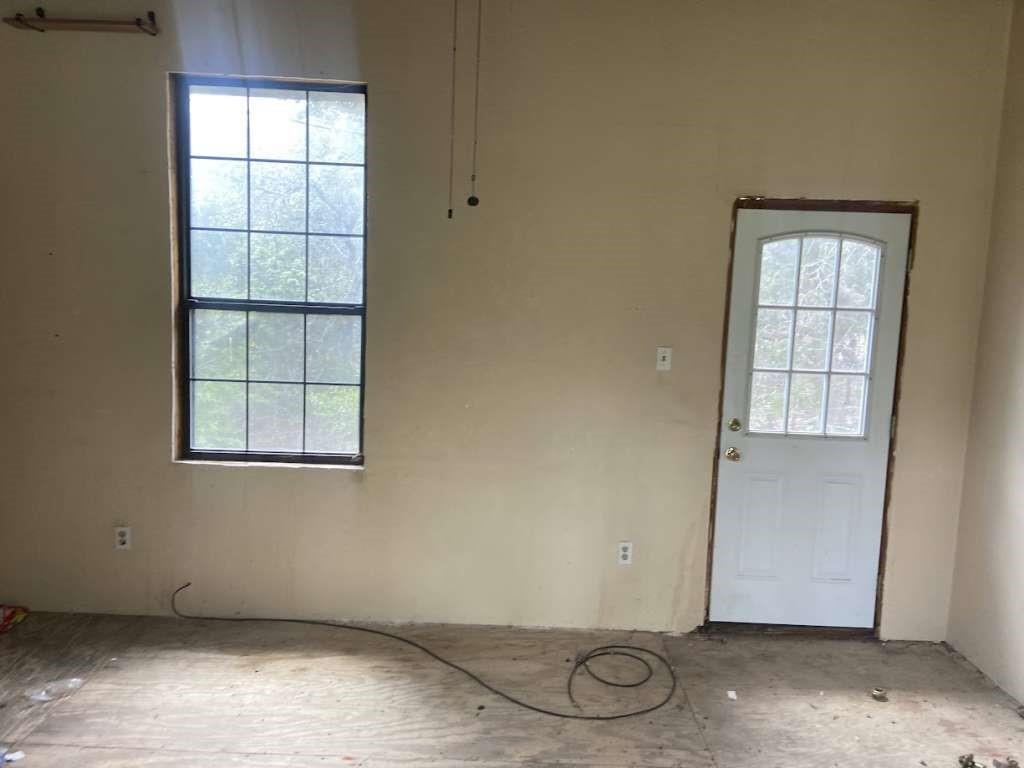 299 N Loop Drive, Blanco, TX 78606 — photo 2