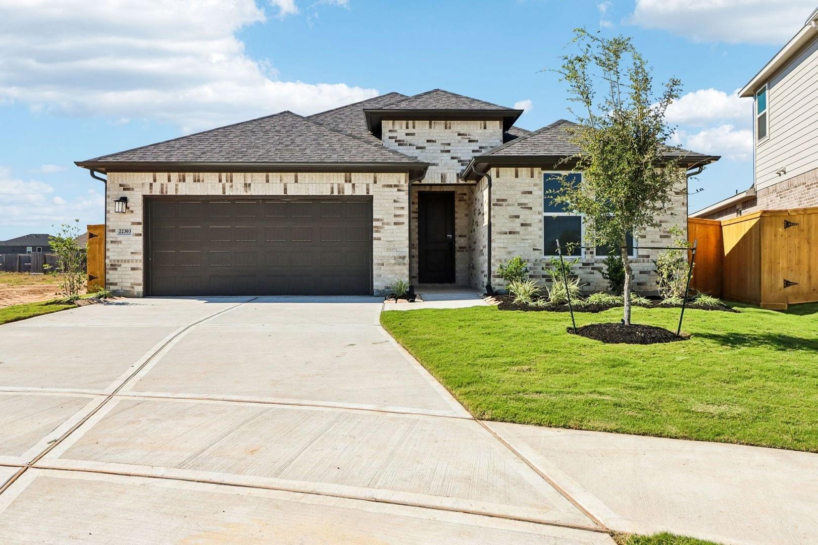 22303 Prickly Pear Drive — photo