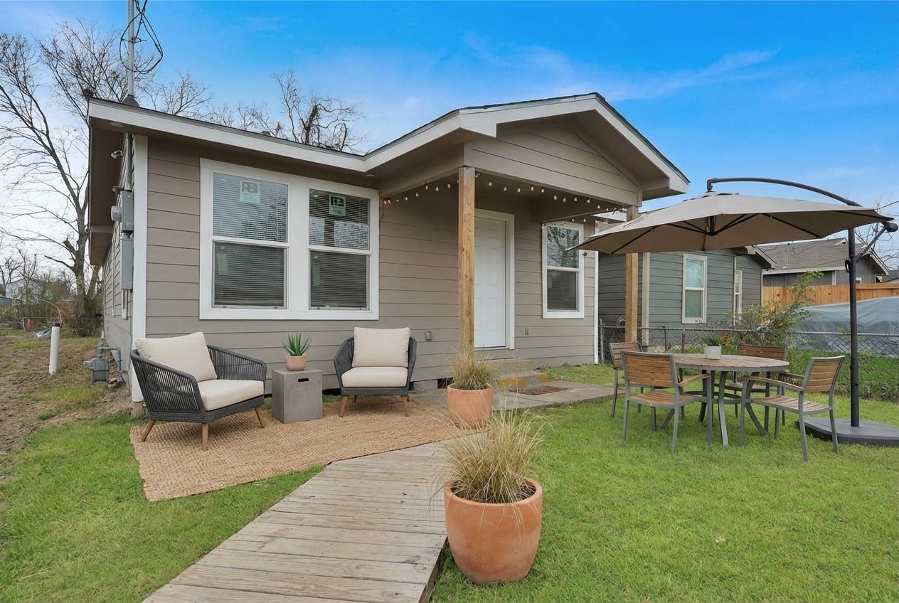 7978 Safebuy Street — photo