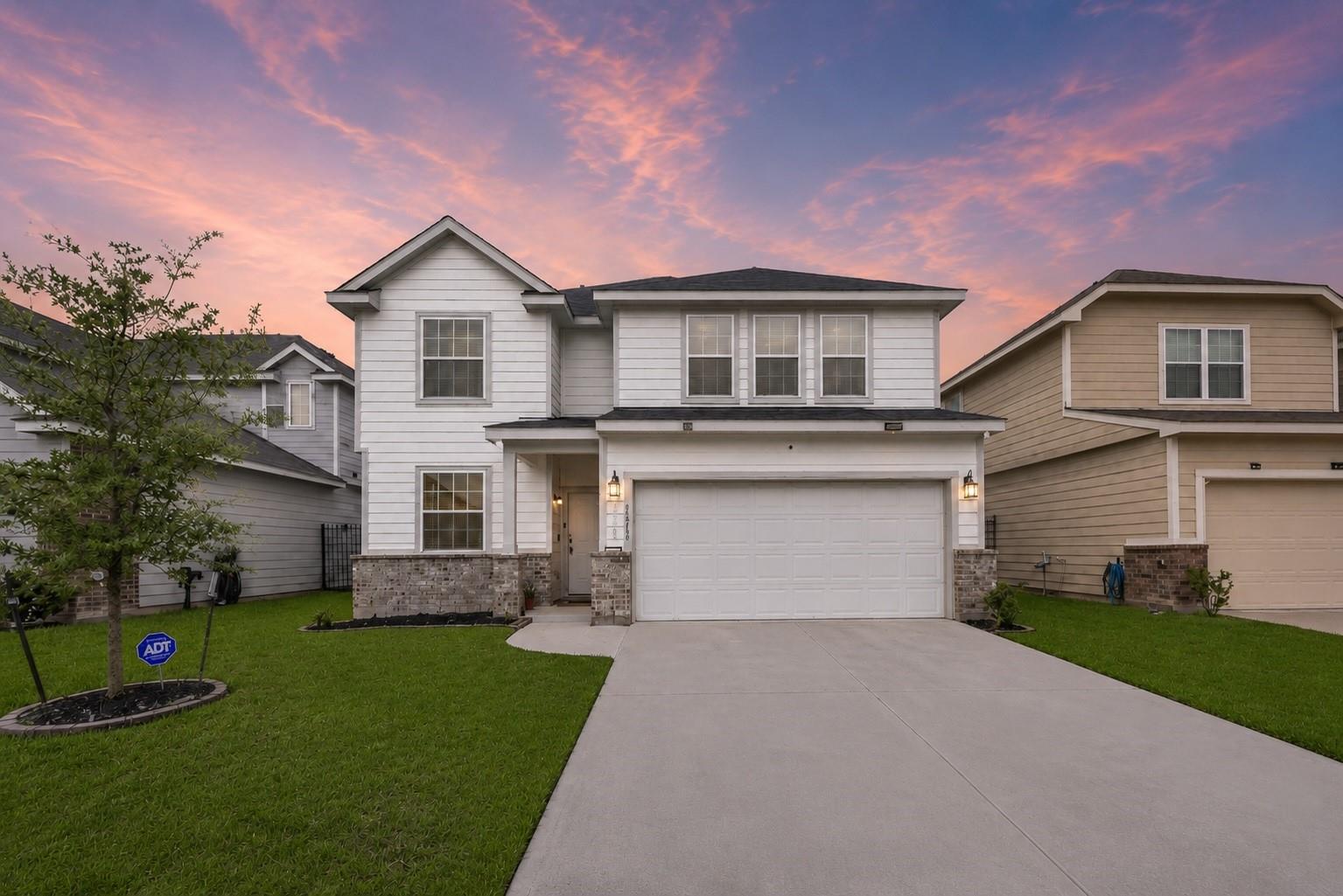 24706 Bastiani Canvas Lane — photo